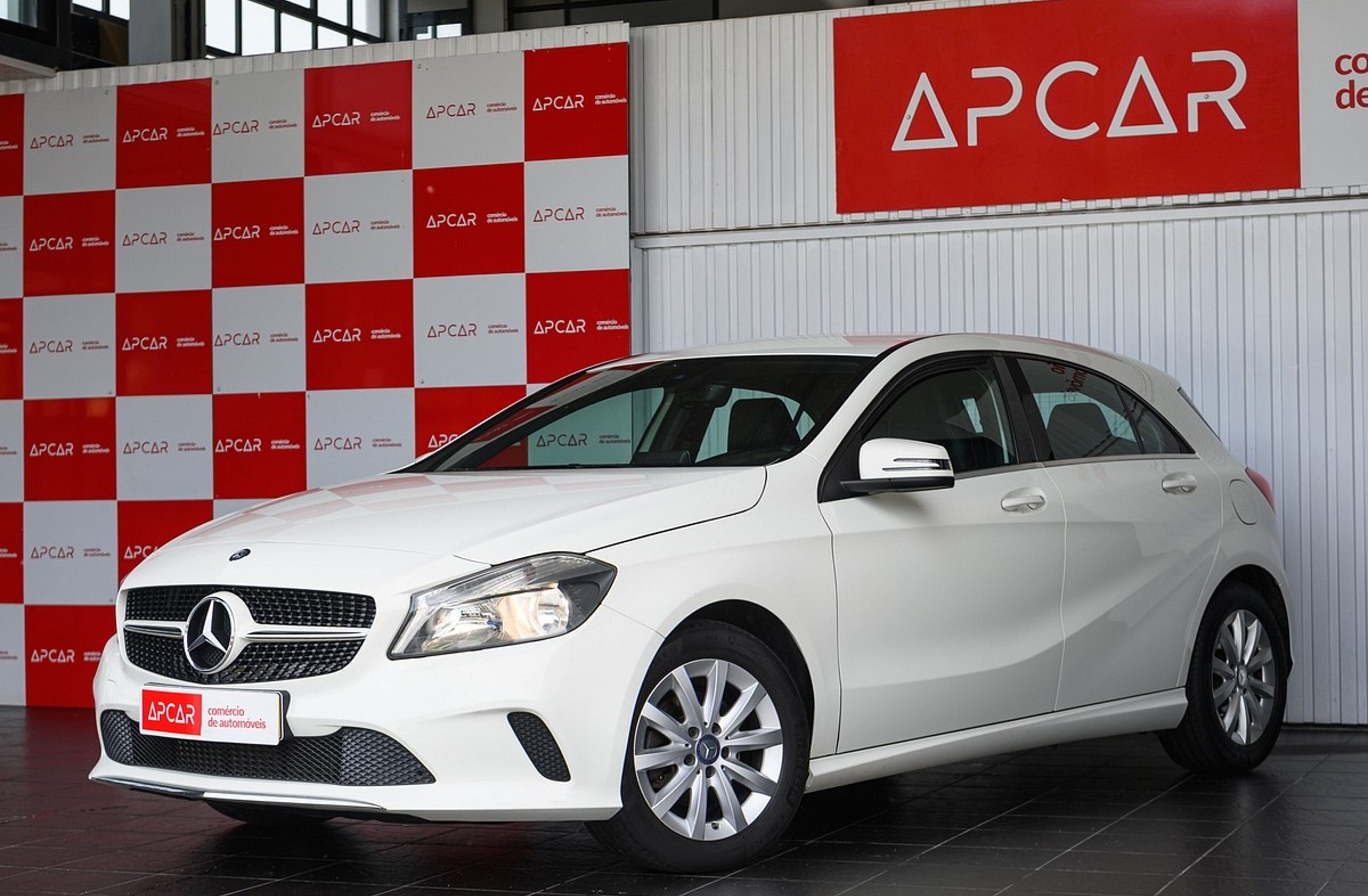 MERCEDES Classe A A 180 d Style