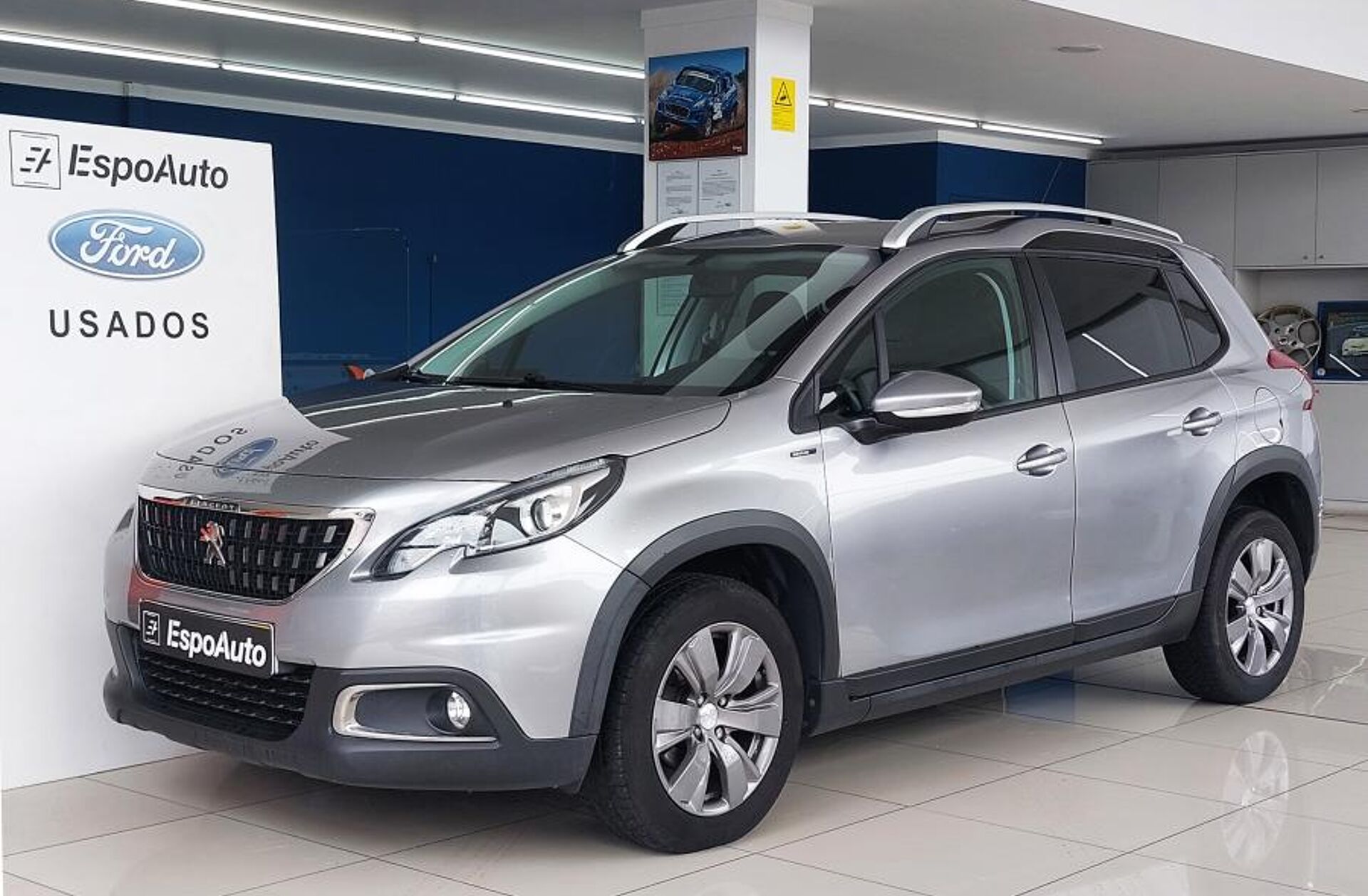 PEUGEOT 2008 1.5 BlueHDi Signature