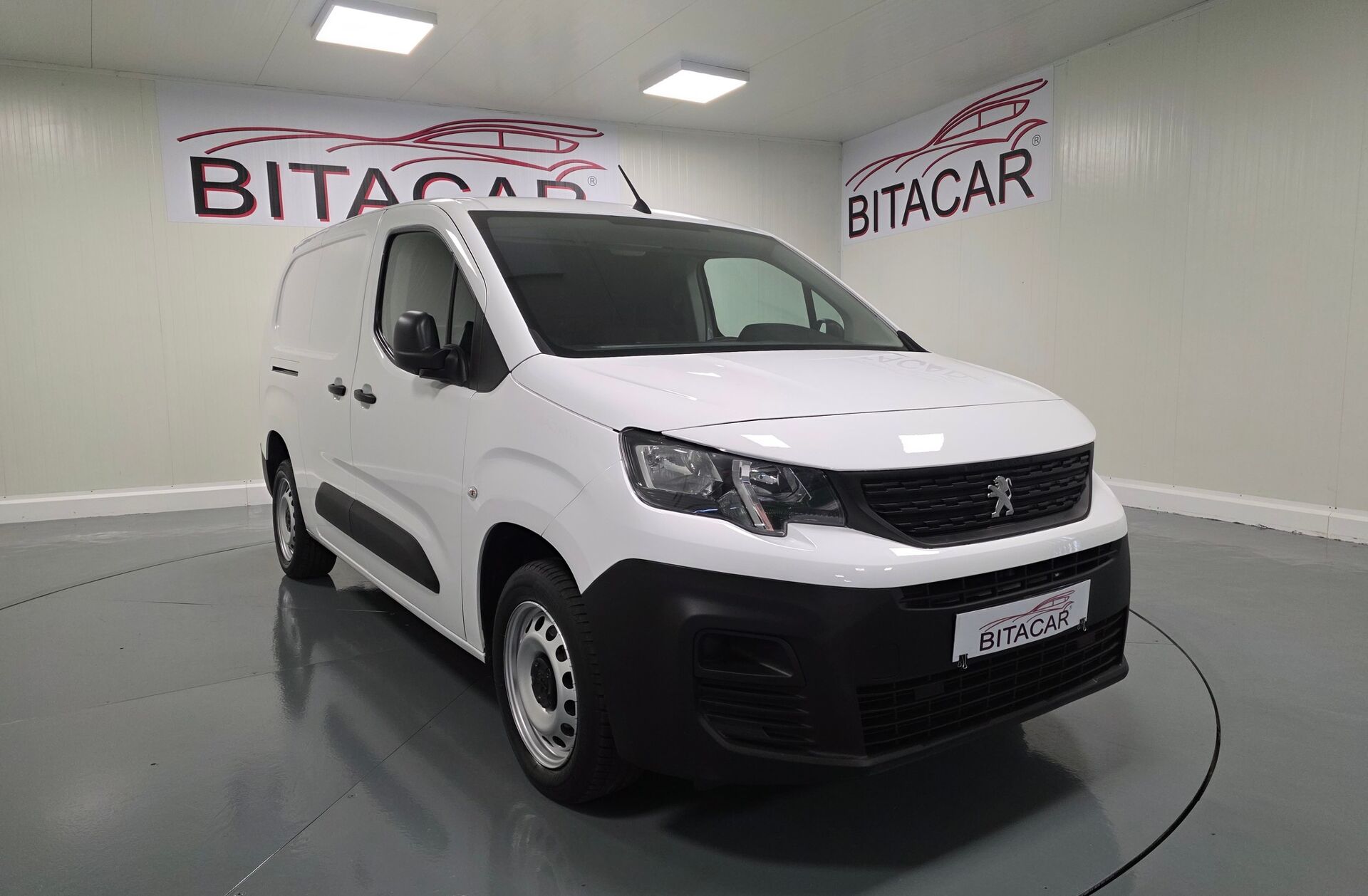 PEUGEOT Partner 1.5 BlueHDi Asp.Lon.EAT8