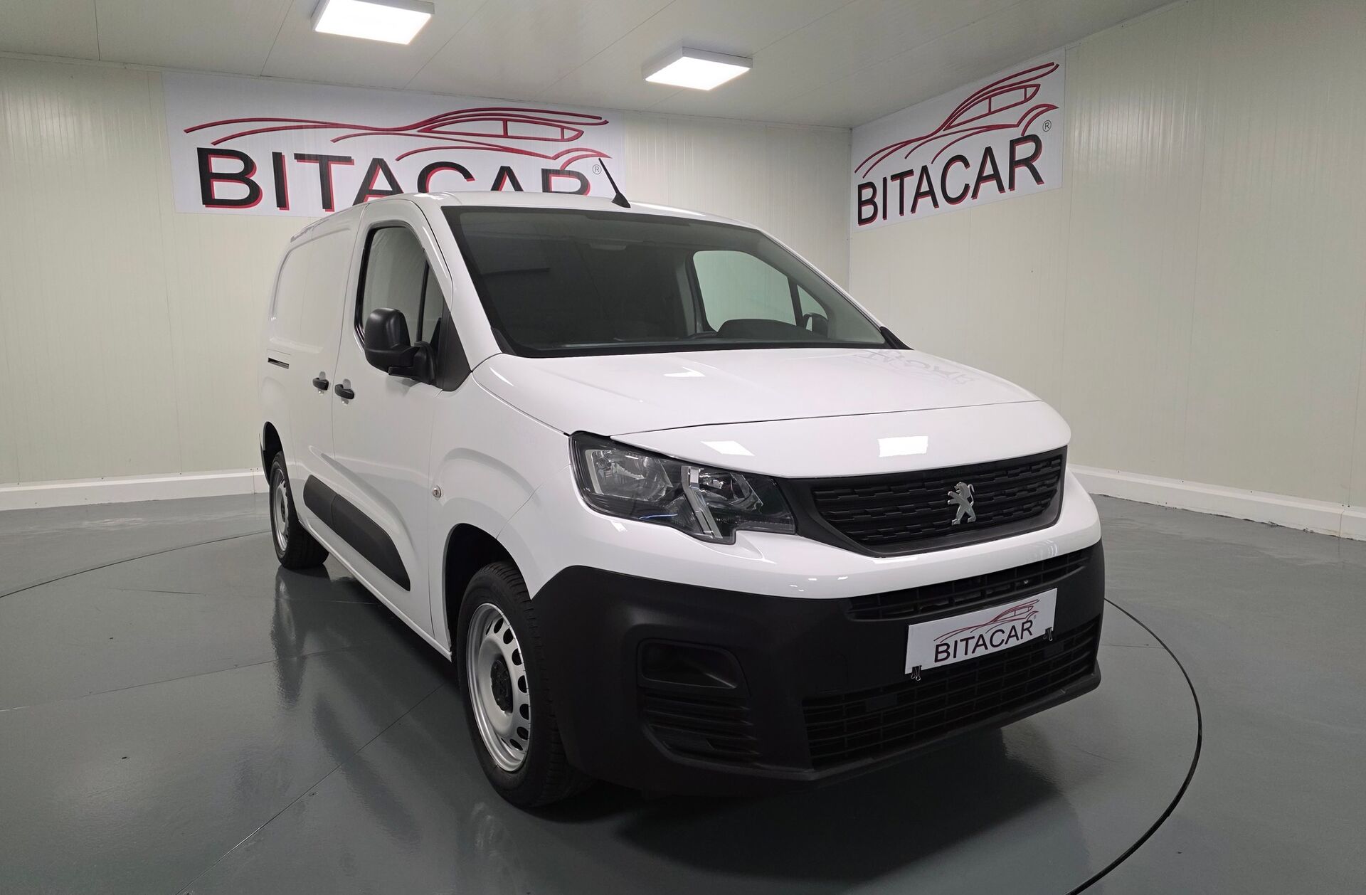 PEUGEOT Partner 1.5 BlueHDi Asp.Lon.EAT8