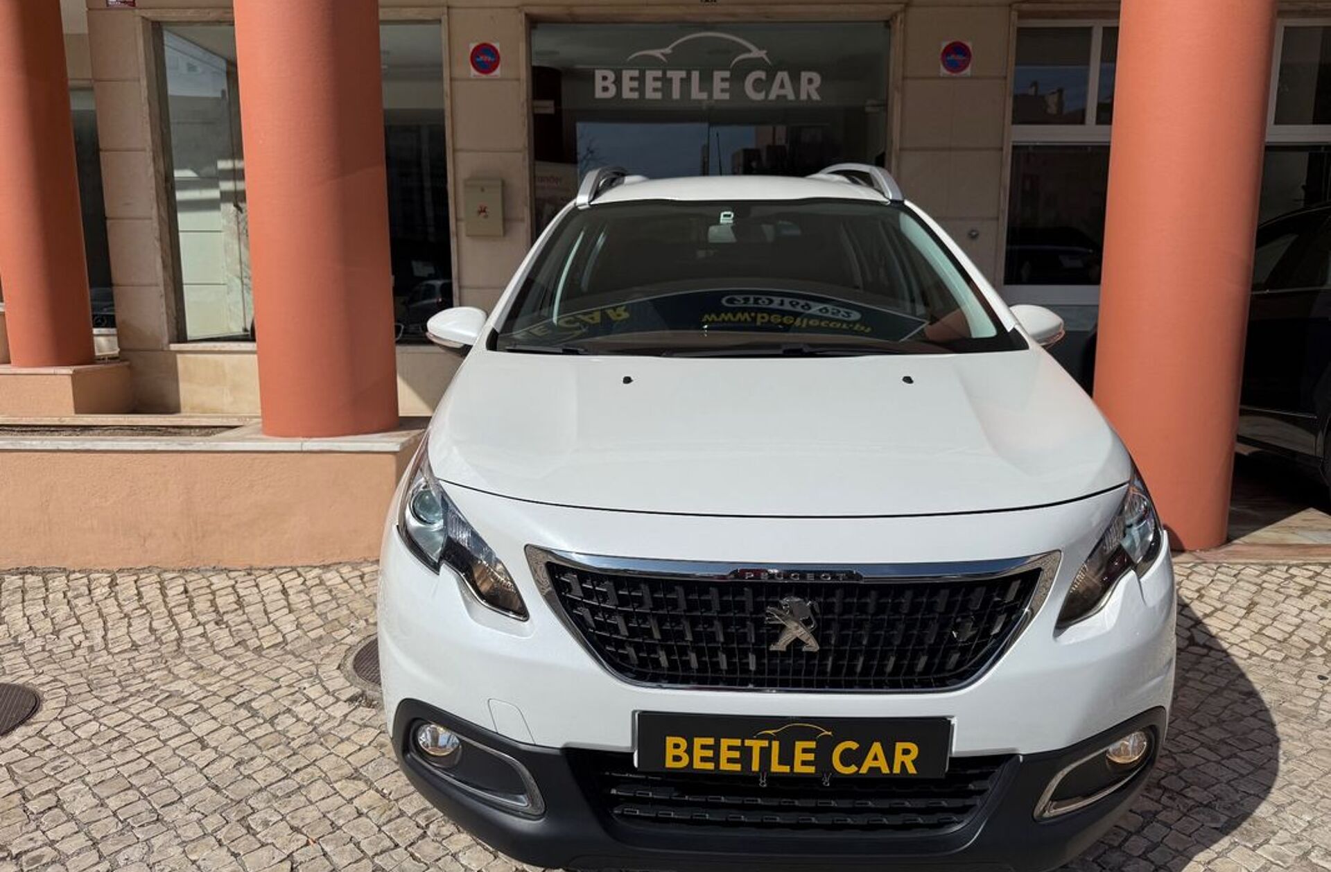 PEUGEOT 2008 1.5 BlueHDi Allure