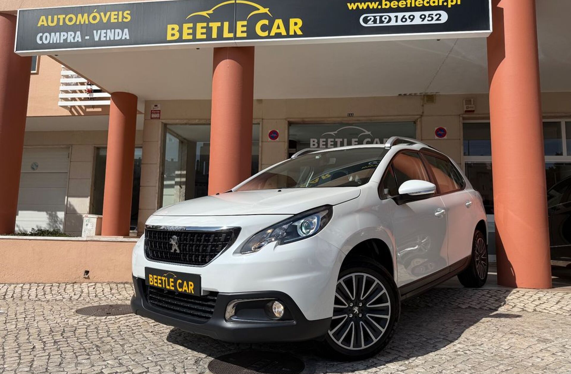 PEUGEOT 2008 1.5 BlueHDi Allure