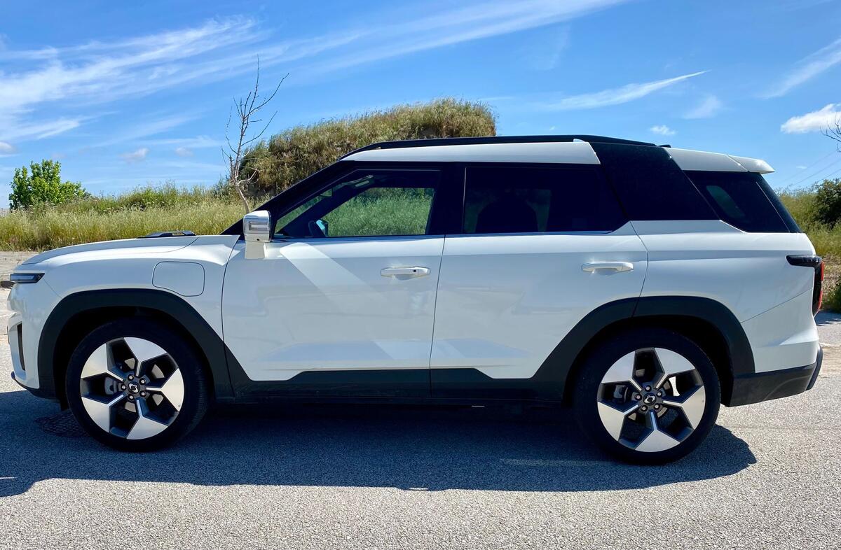 KGM Torres EVX 73.4 kWh K5