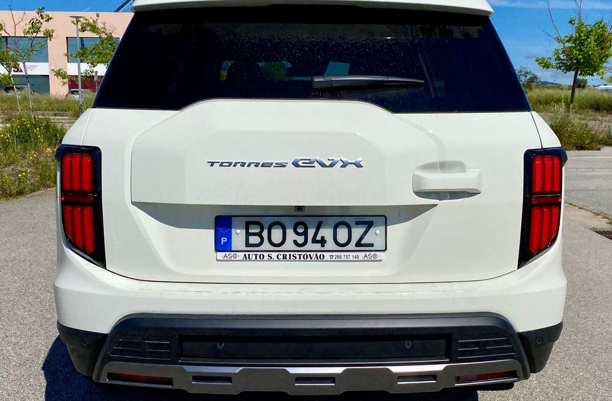 KGM Torres EVX 73.4 kWh K5