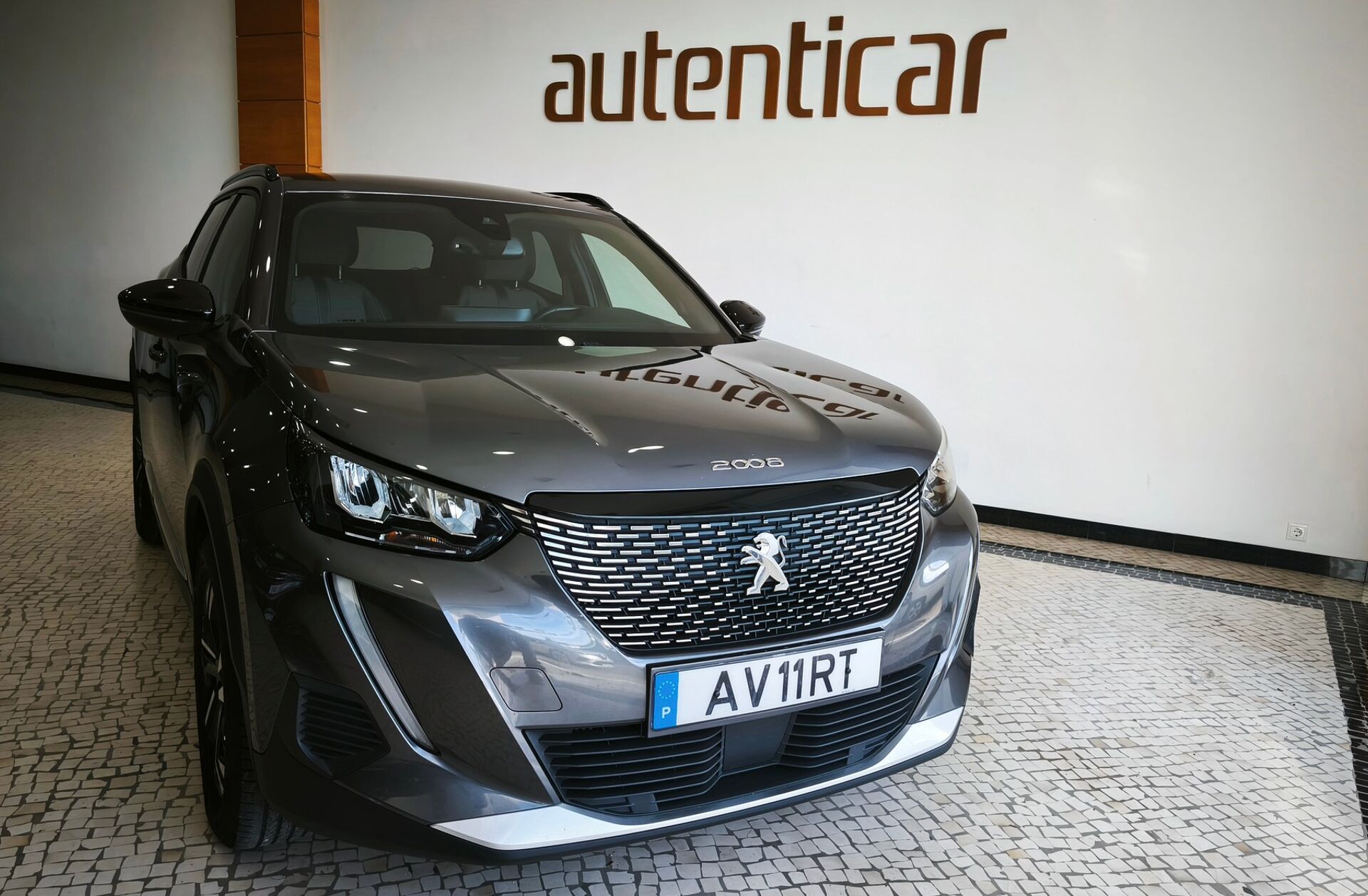 PEUGEOT 2008 1.2 PureTech Allure
