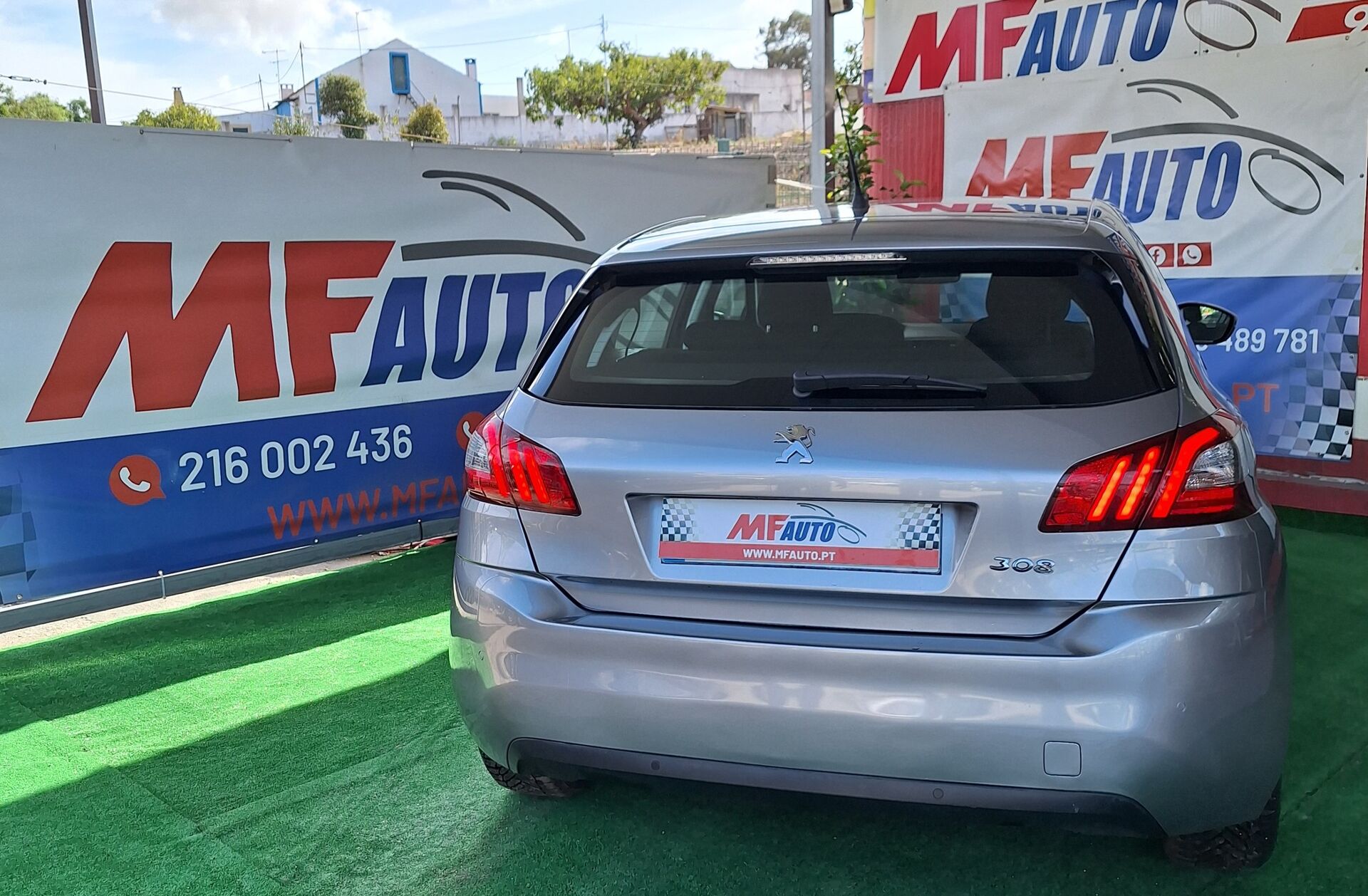 PEUGEOT 308 1.5 BlueHDi Active