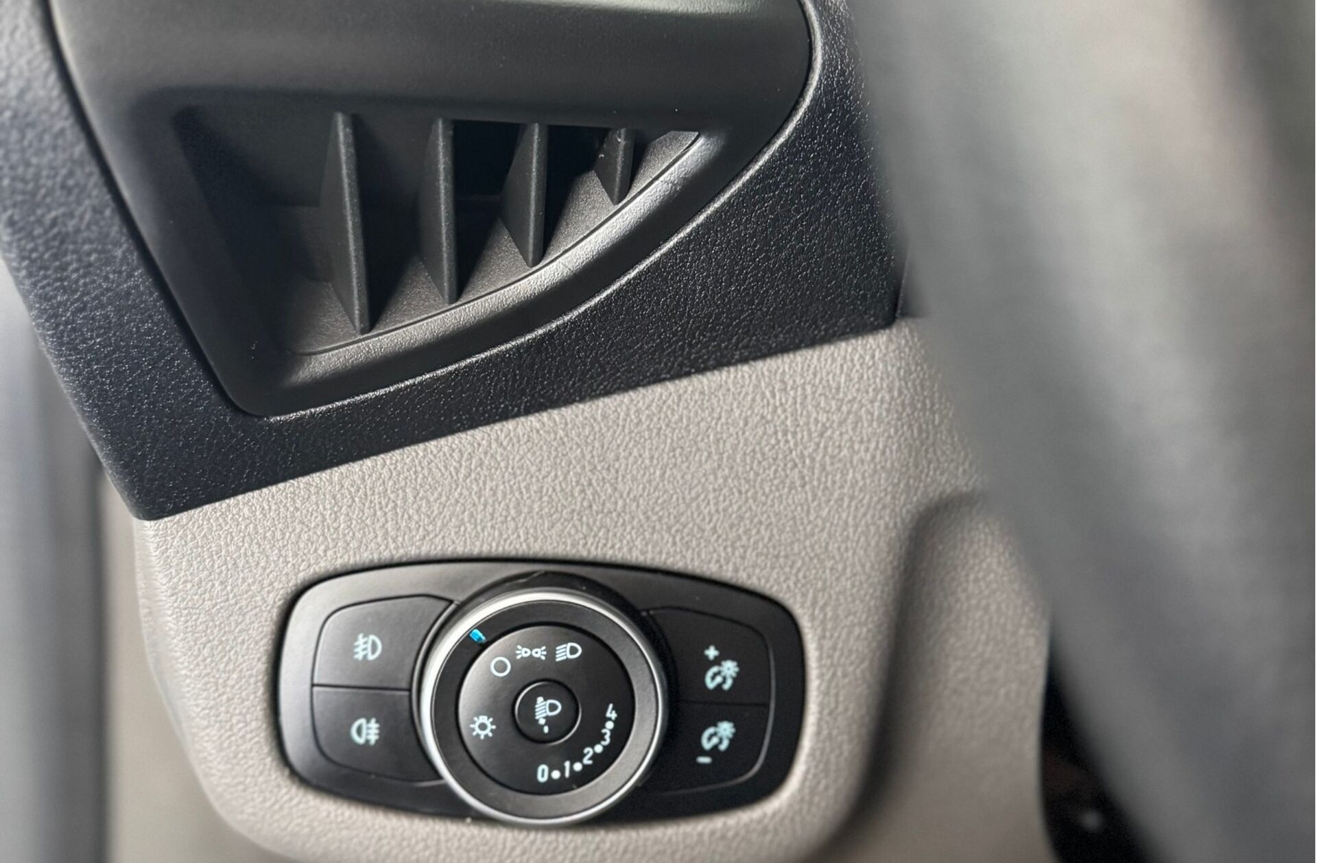 FORD Transit Connect 1.5 TDCi 210 L2 Trend