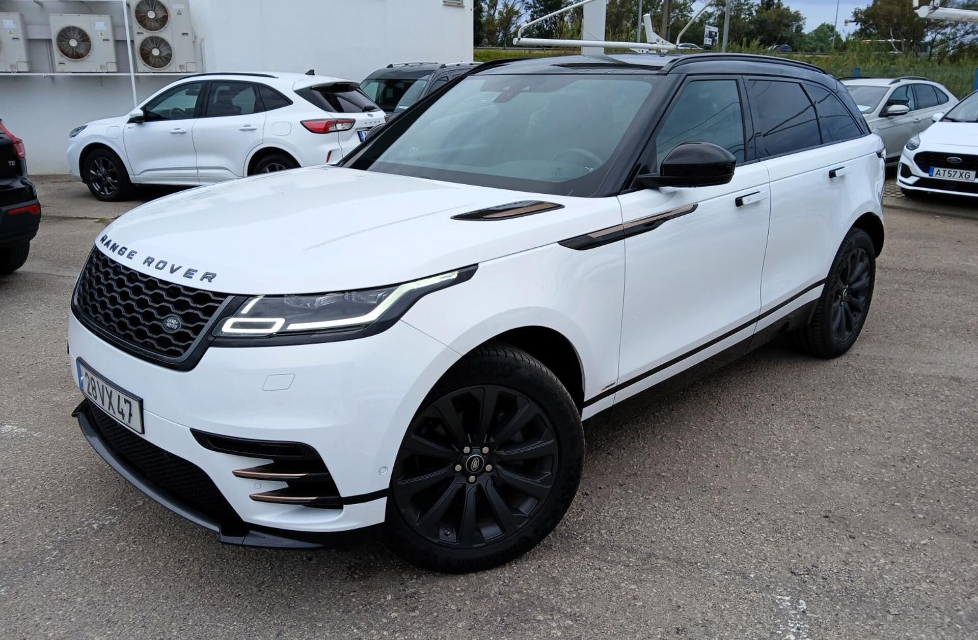 LAND ROVER Range Rover 2.0 D R-Dynamic SE