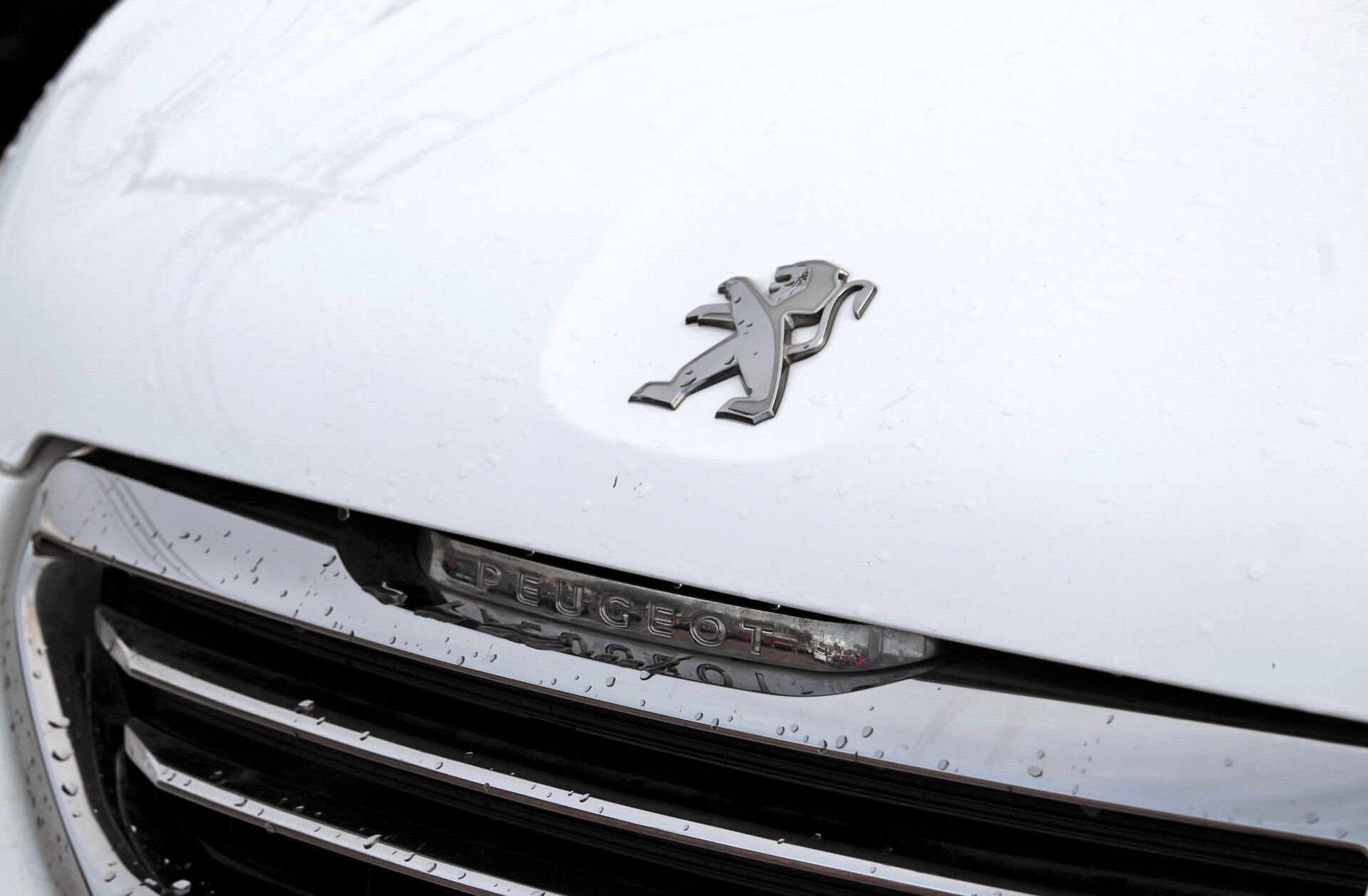 PEUGEOT 2008 1.6 BlueHDi Style