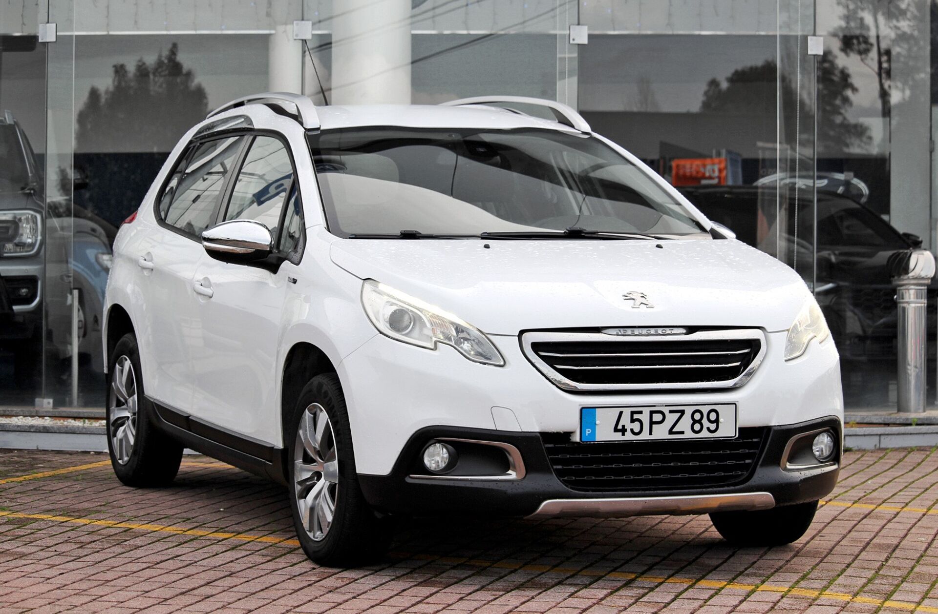 PEUGEOT 2008 1.6 BlueHDi Style