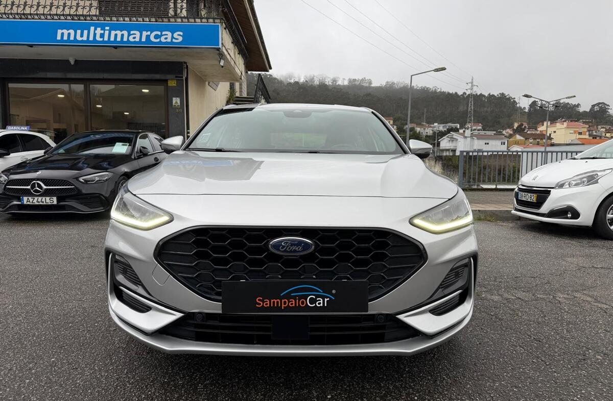 FORD Focus 1.0 EcoBoost MHEV ST-Line