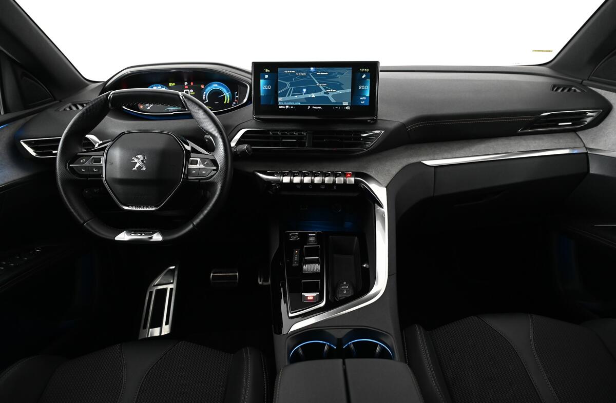 PEUGEOT 3008 1.6 Hybrid GT e-EAT8