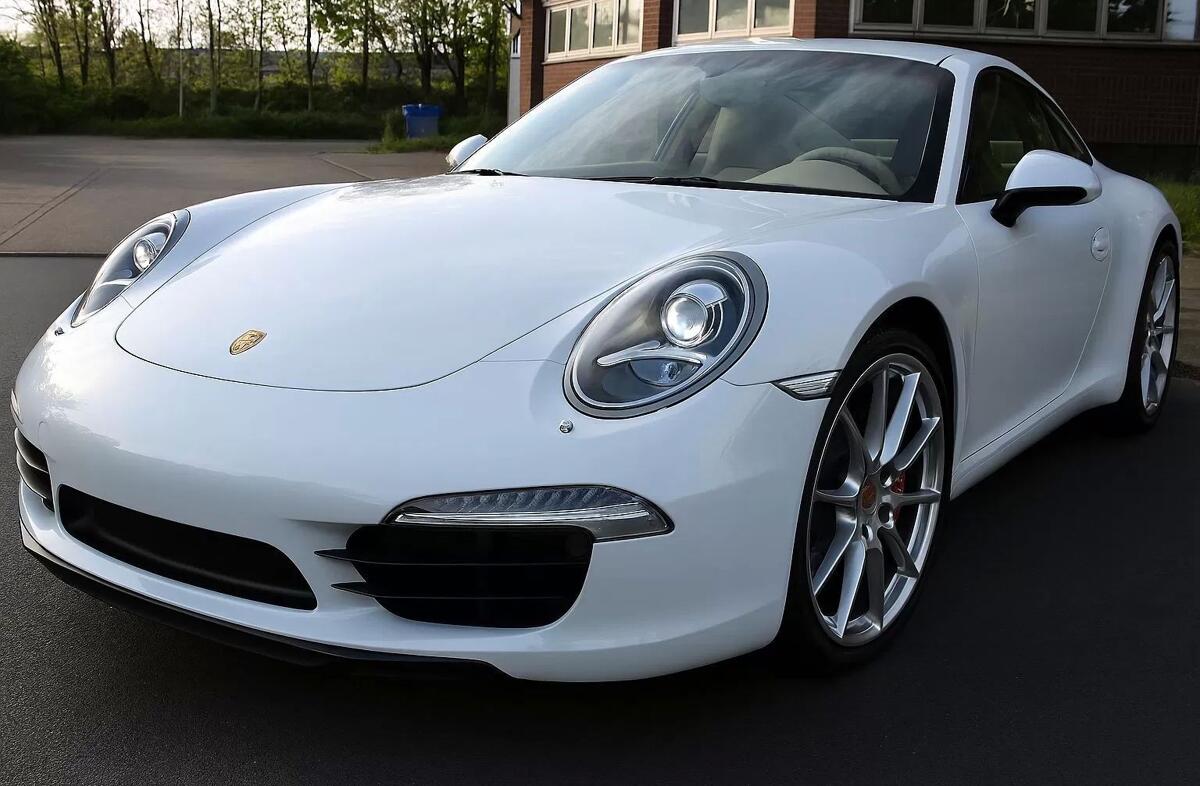 PORSCHE 911 Carrera Turbo S PDK