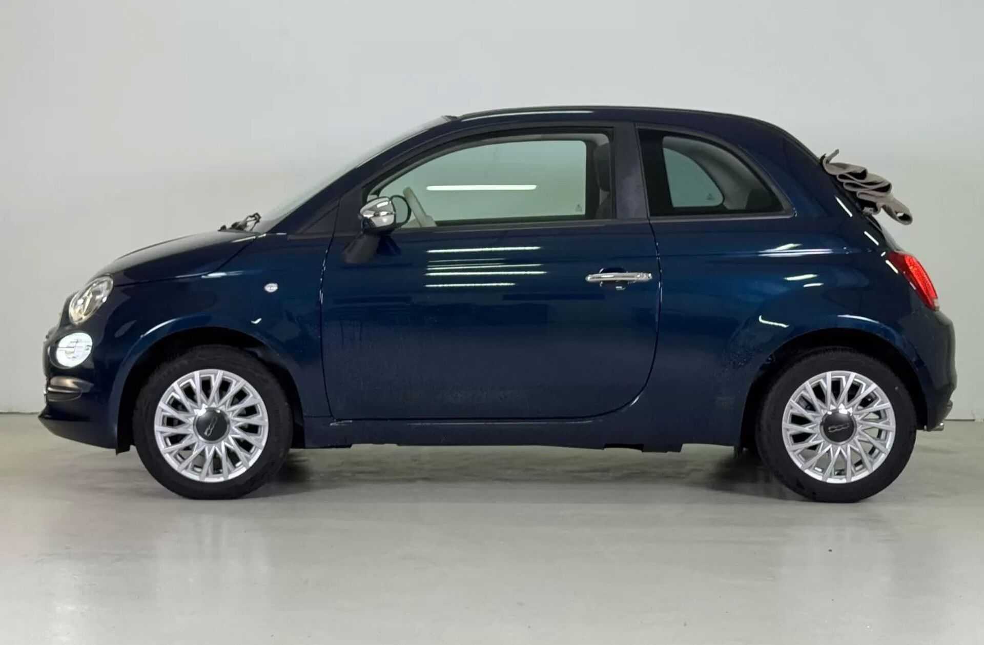 FIAT 500 C 1.0 Hybrid