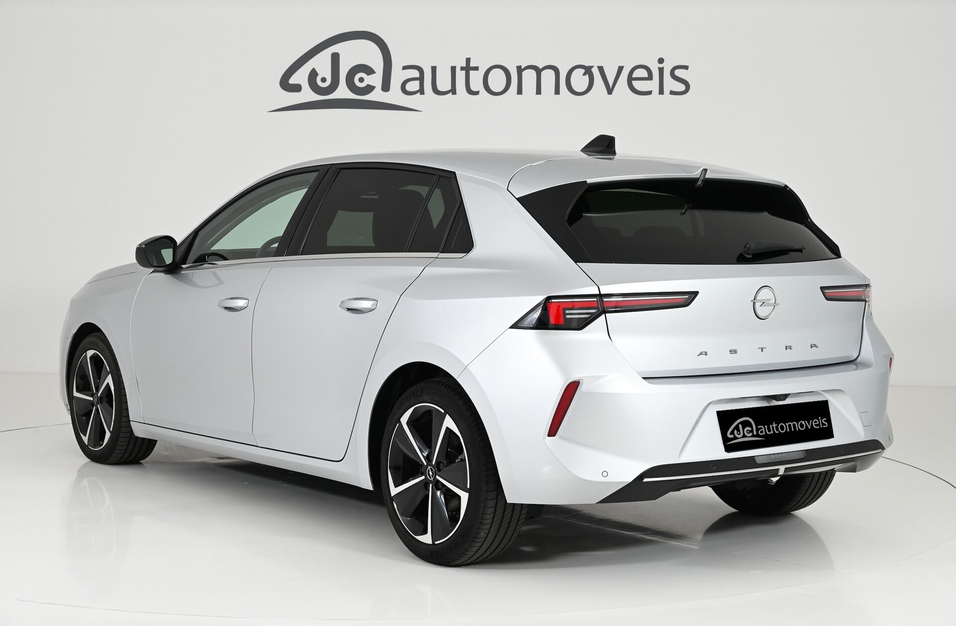 OPEL Astra 1.2 T Elegance