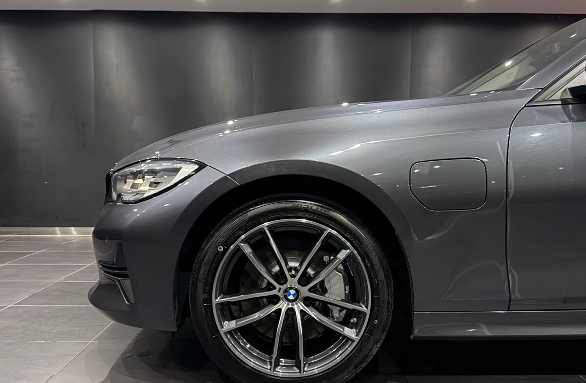 BMW Serie-3 330 e Corporate Edition Auto