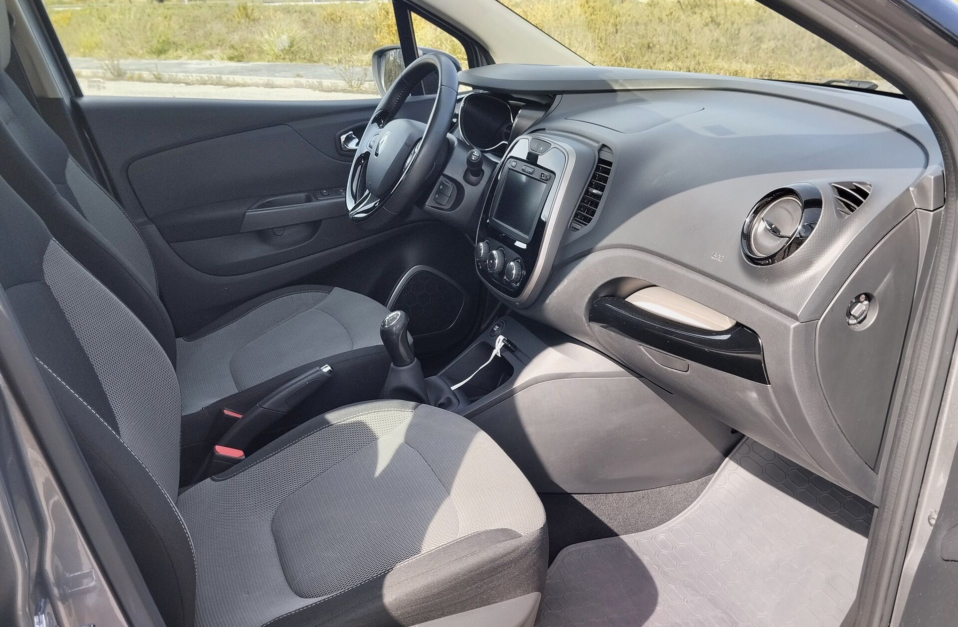 RENAULT Captur 0.9 TCE Exclusive