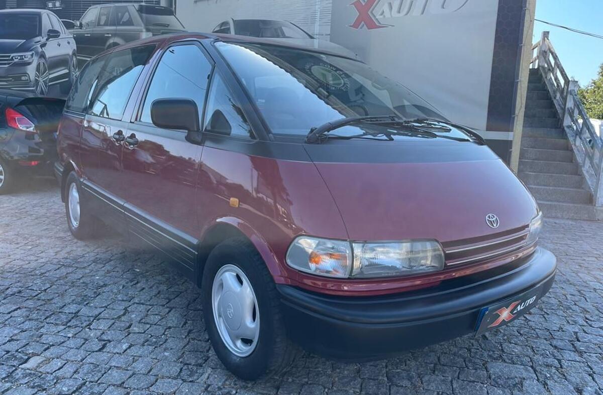 TOYOTA Previa 2.4 GL