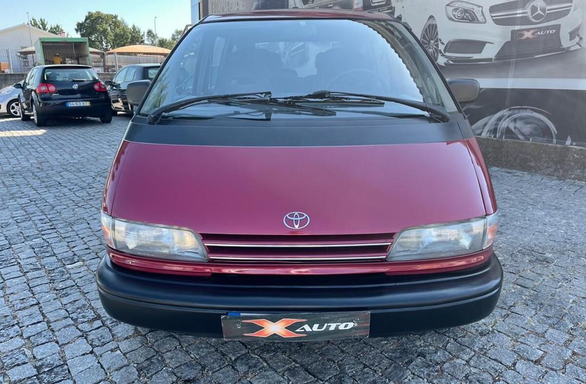 TOYOTA Previa 2.4 GL