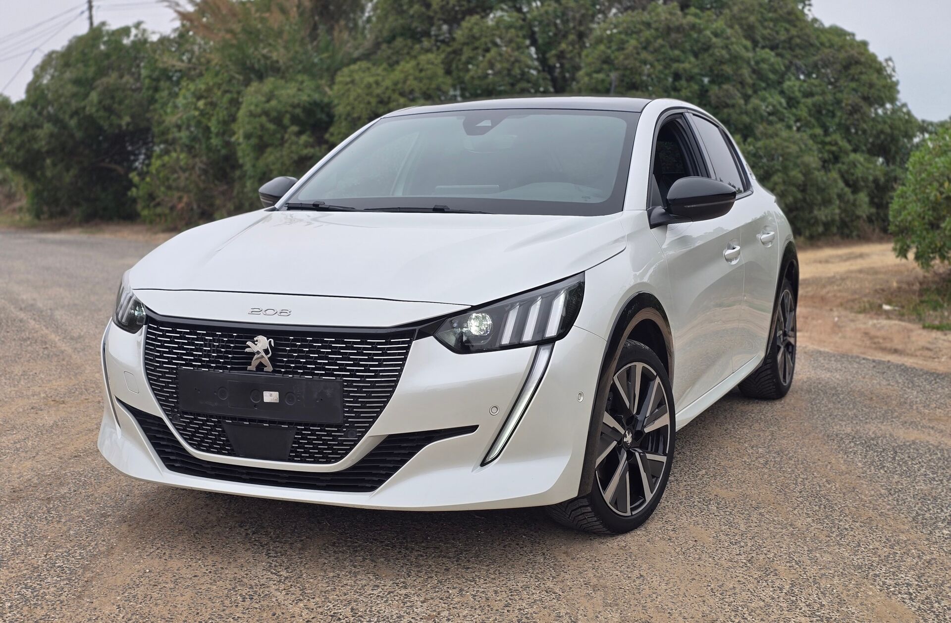 PEUGEOT 208 1.2 PureTech GT