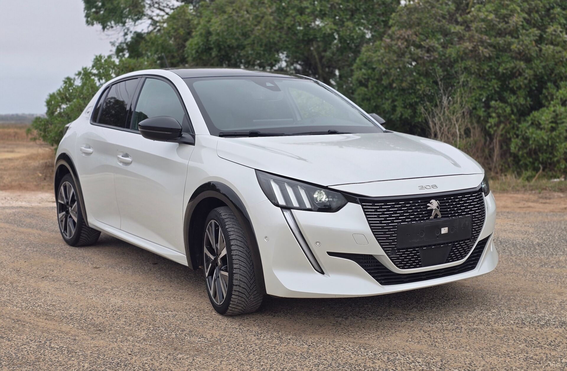 PEUGEOT 208 1.2 PureTech GT