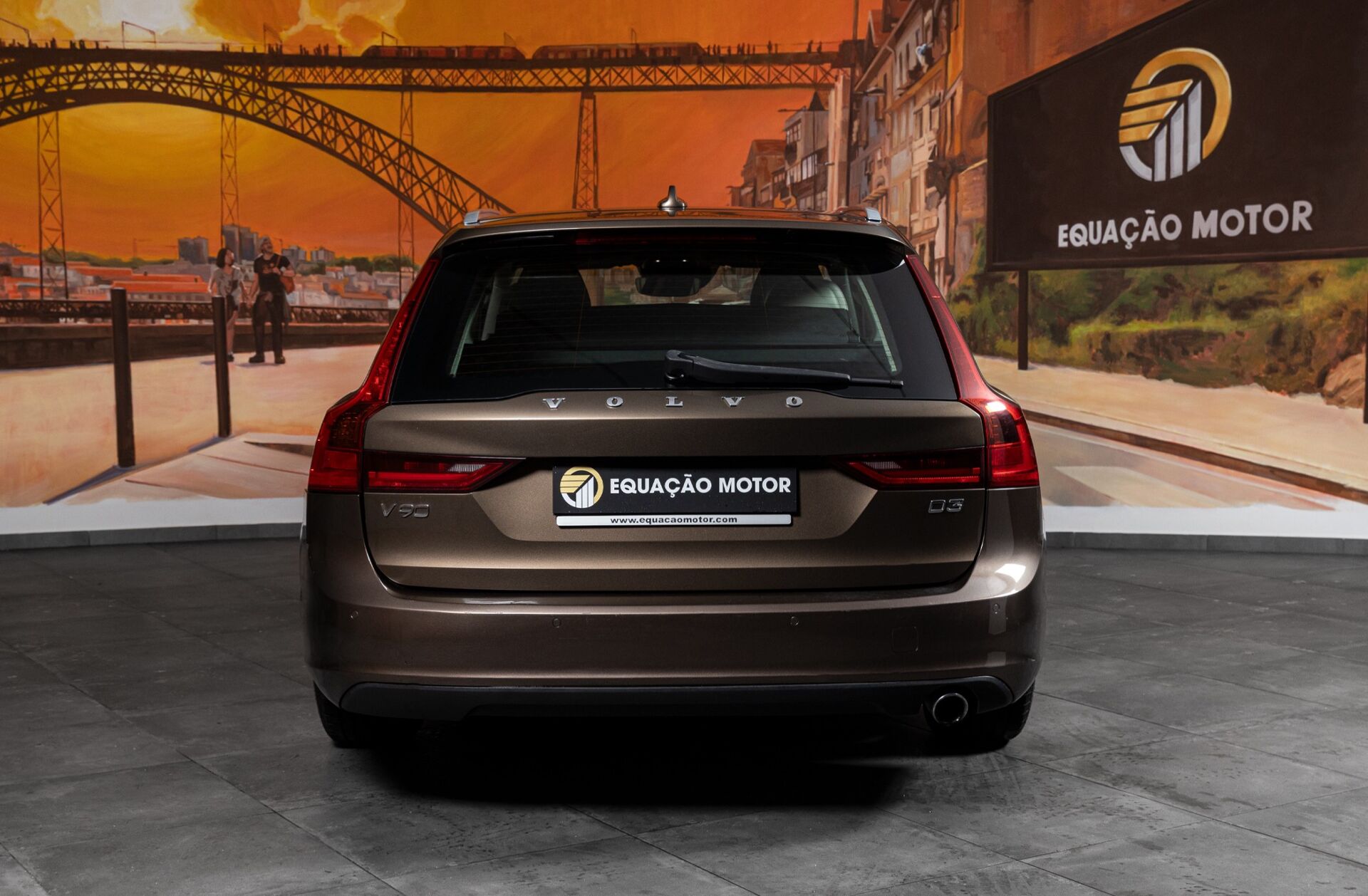 VOLVO V90 2.0 D4 Momentum Geartronic