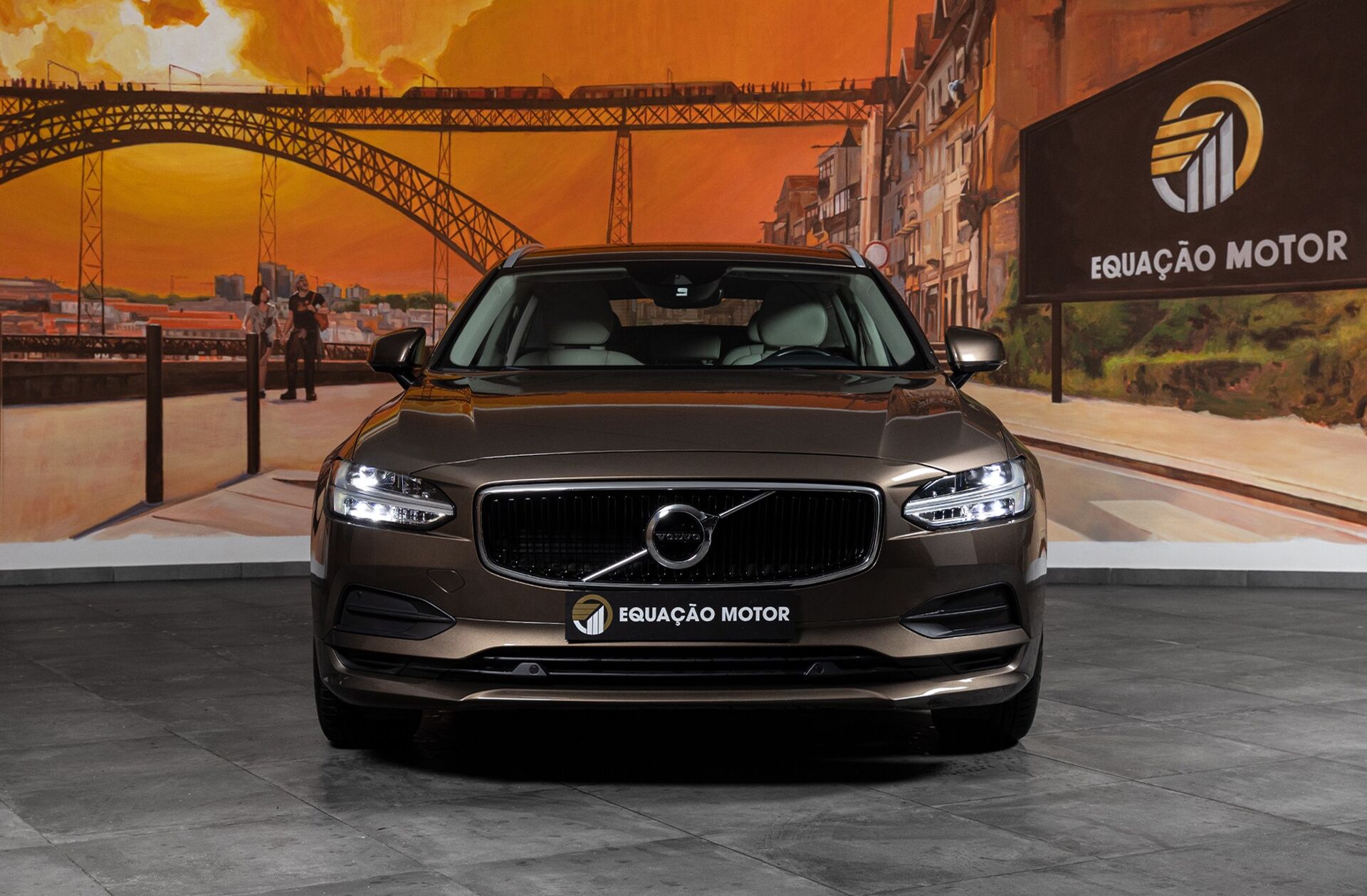 VOLVO V90 2.0 D4 Momentum Geartronic