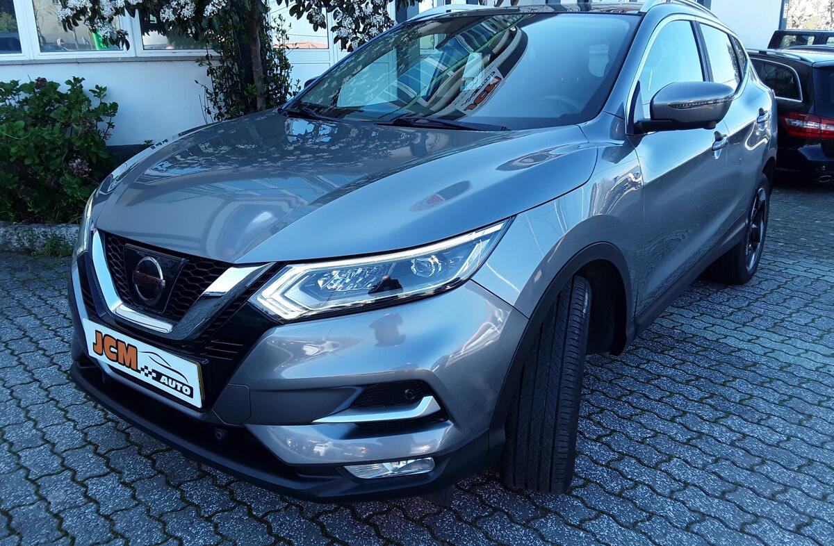 NISSAN Qashqai 1.5 dCi N-Connecta