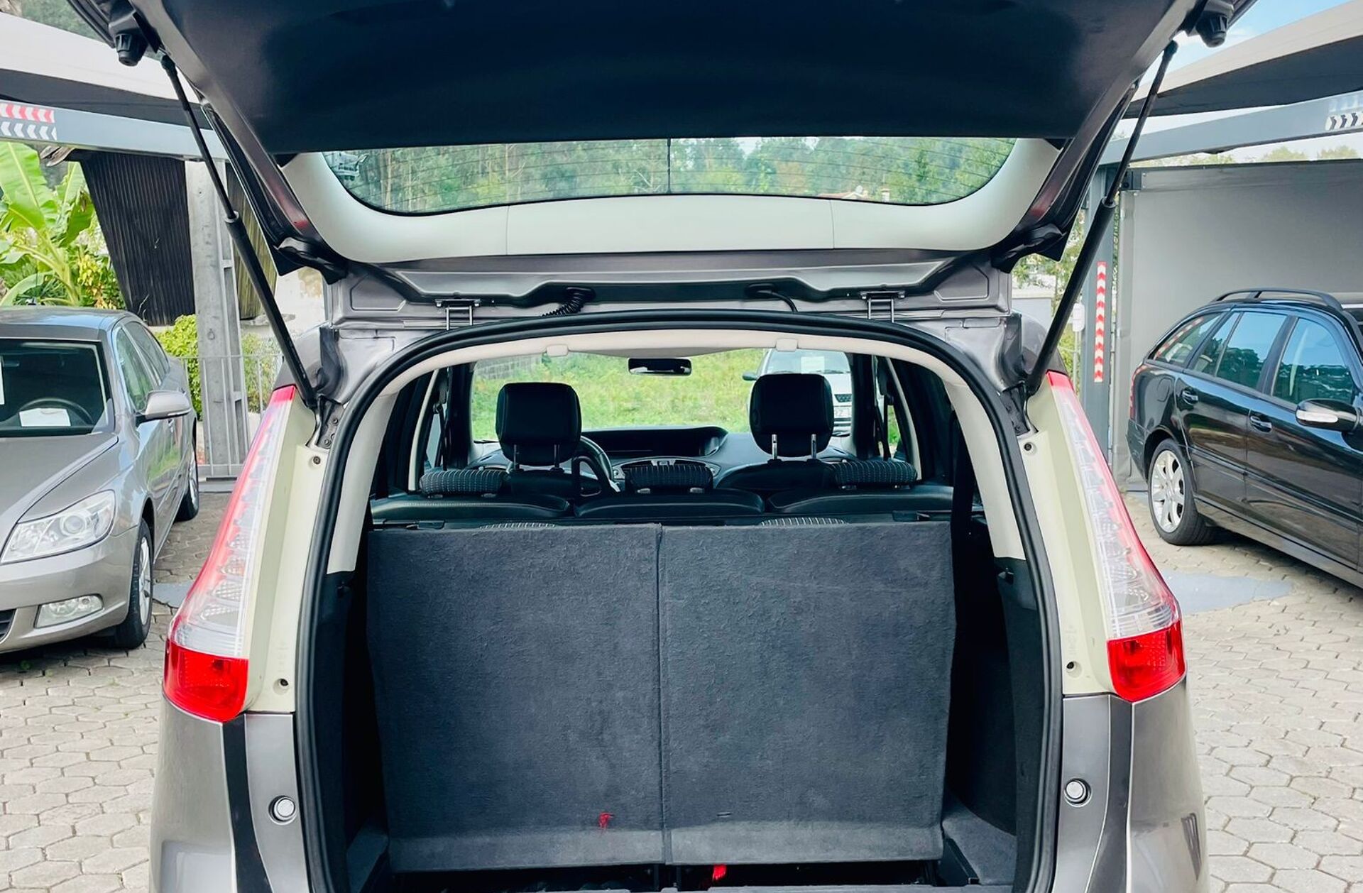 RENAULT Scénic G. 1.5 dCi Luxe 7L EDC