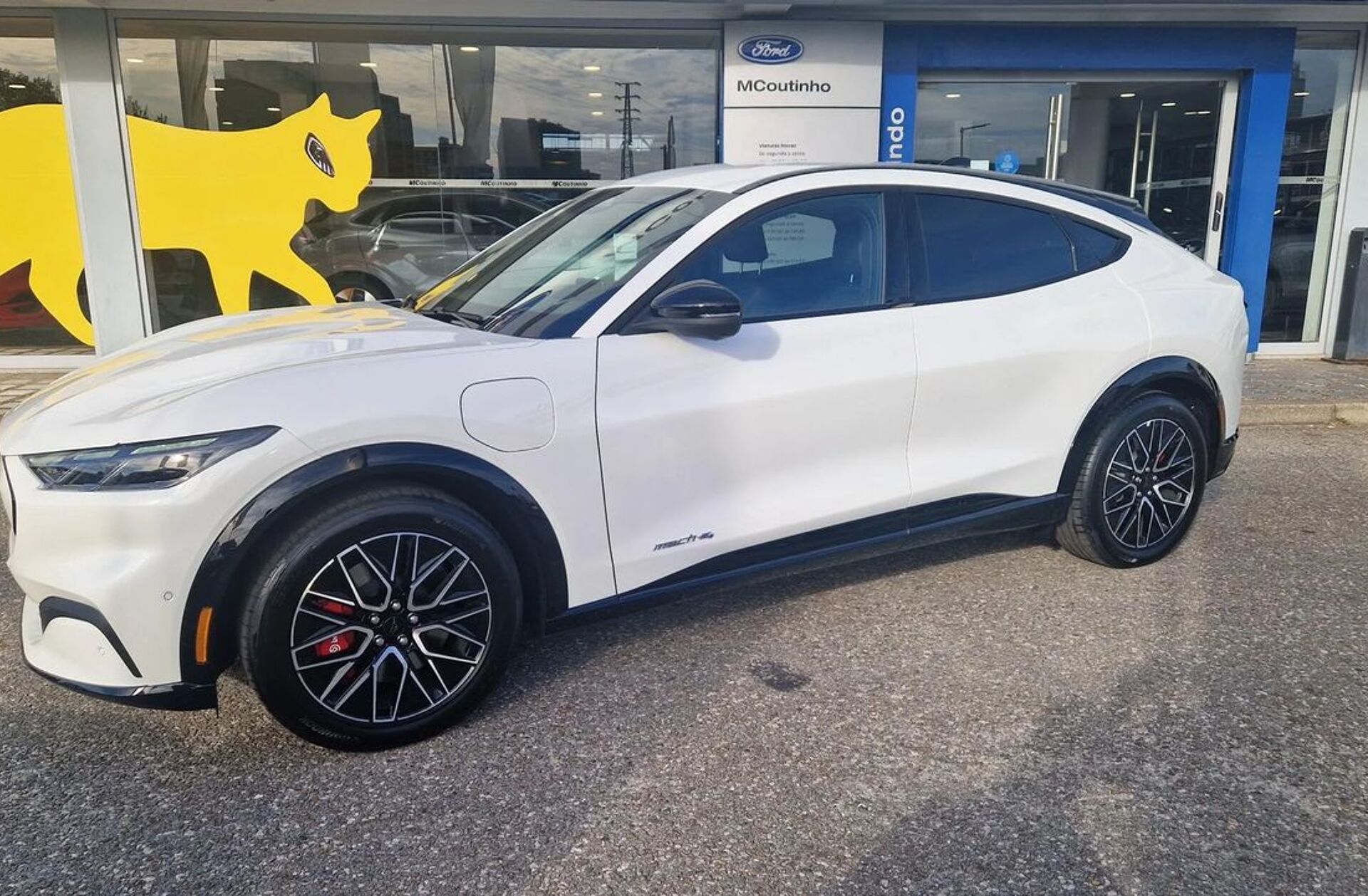 FORD Mustang Mach-E Premium AWD