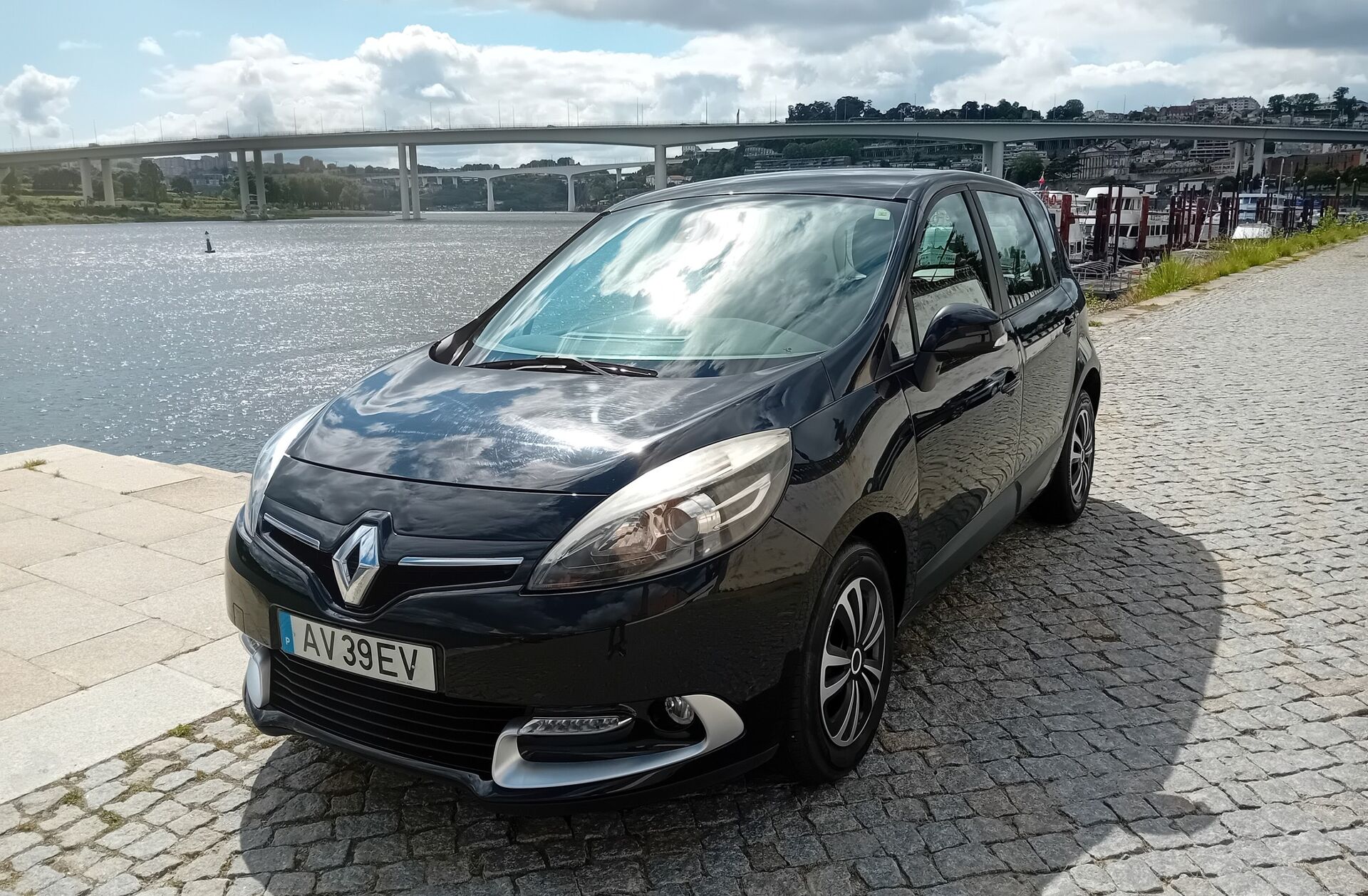 RENAULT Scénic 1.5 dCi Exclusive SS
