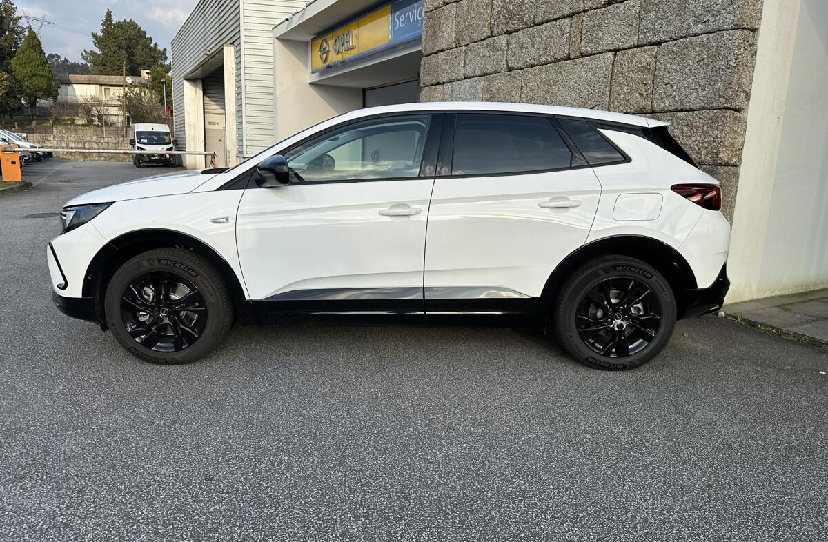 OPEL Grandland 1.6 T PHEV GS