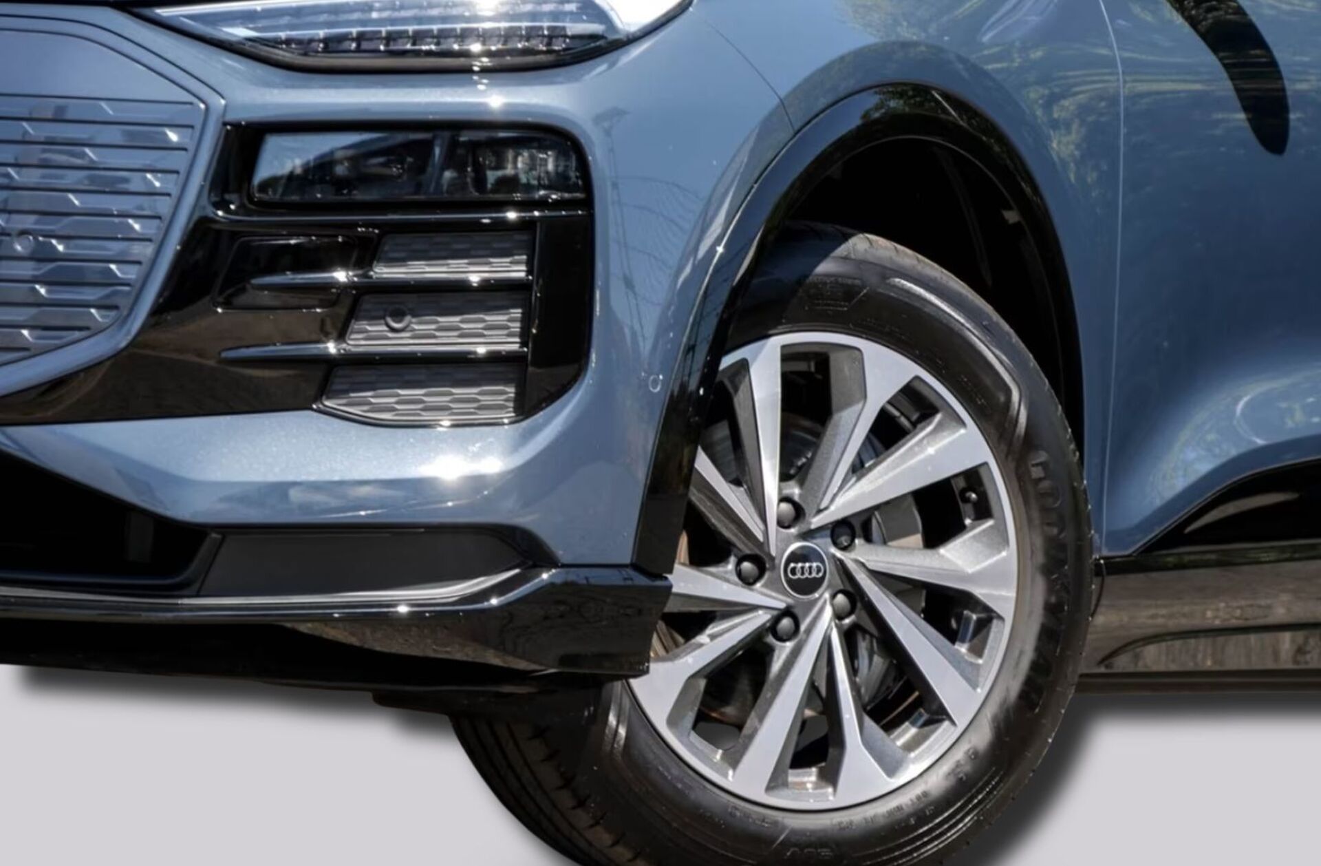 AUDI Q6 S 100 kWh quattro