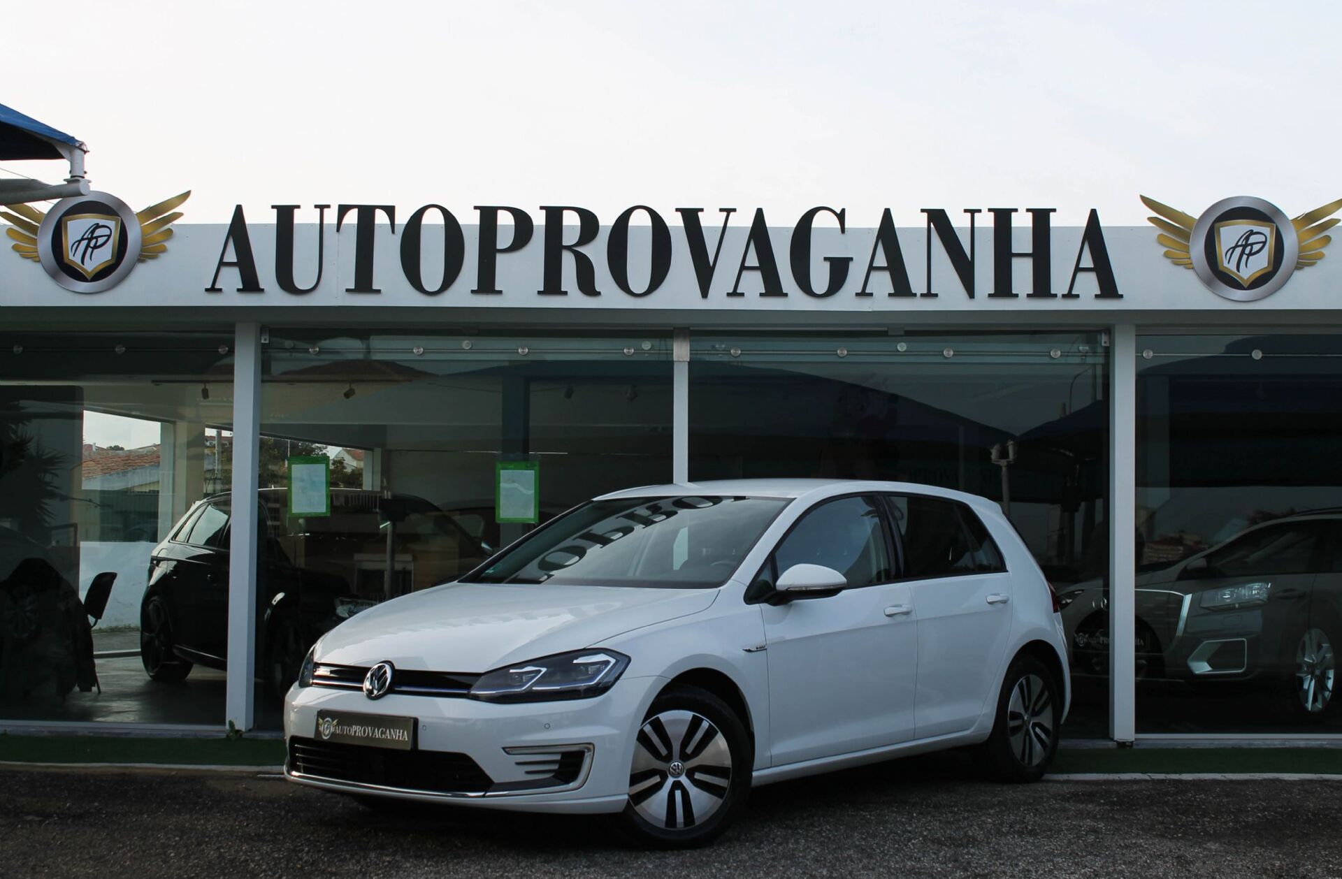 VOLKSWAGEN Golf e- AC/DC