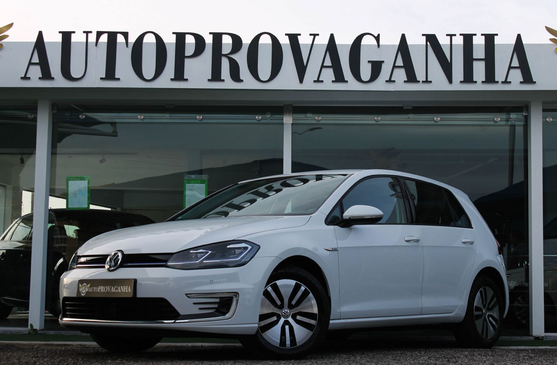 VOLKSWAGEN Golf e- AC/DC