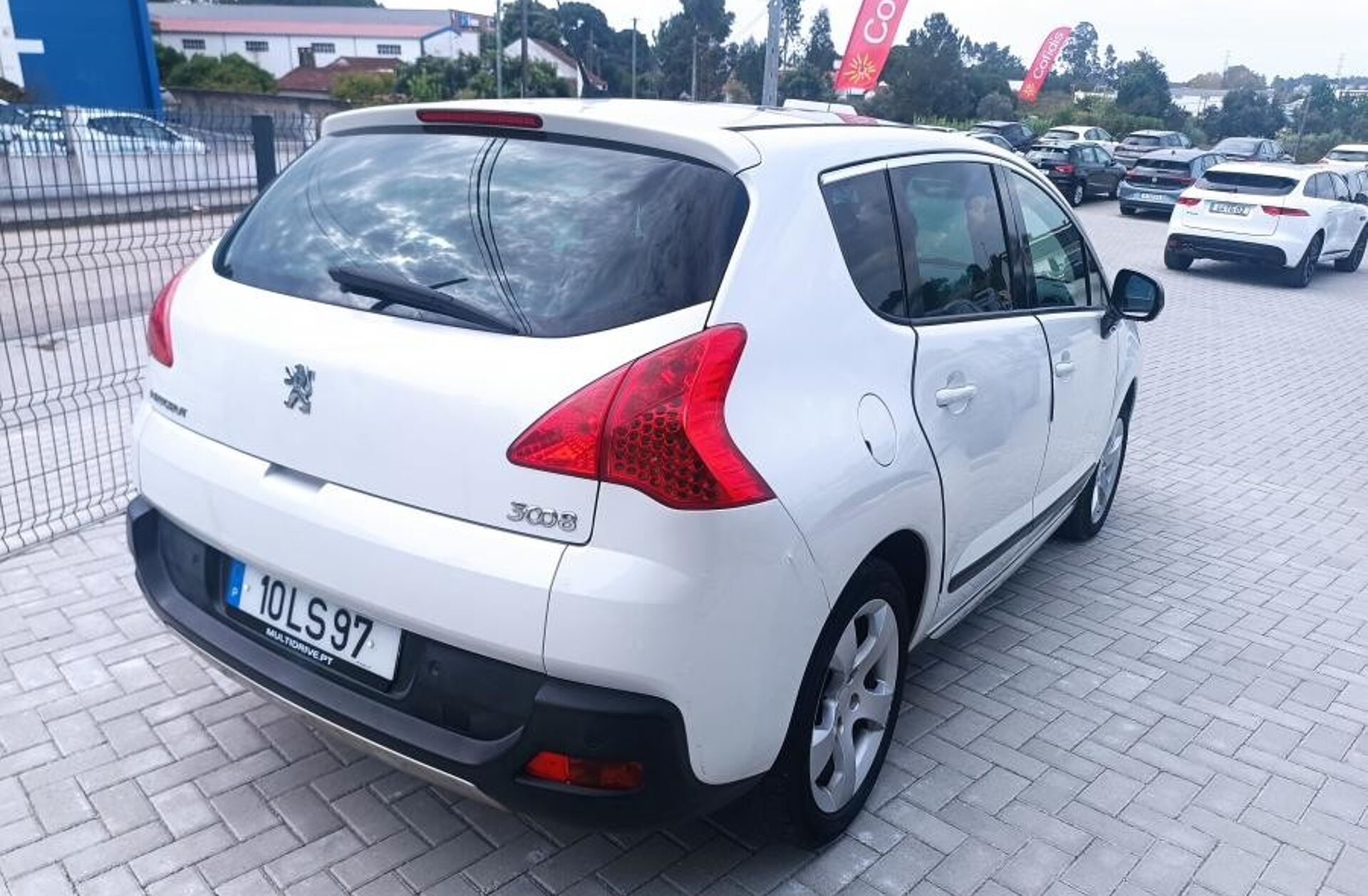 PEUGEOT 3008 1.6 HDi Active