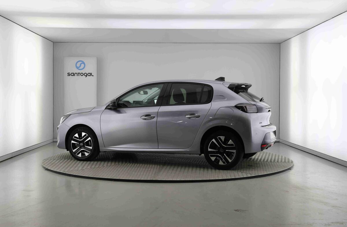 PEUGEOT 208 1.2 Hybrid Allure e-DCS6