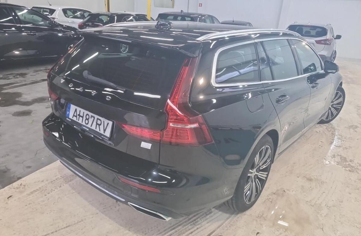 VOLVO V60 2.0 T6 AWD TE Inscription Expression