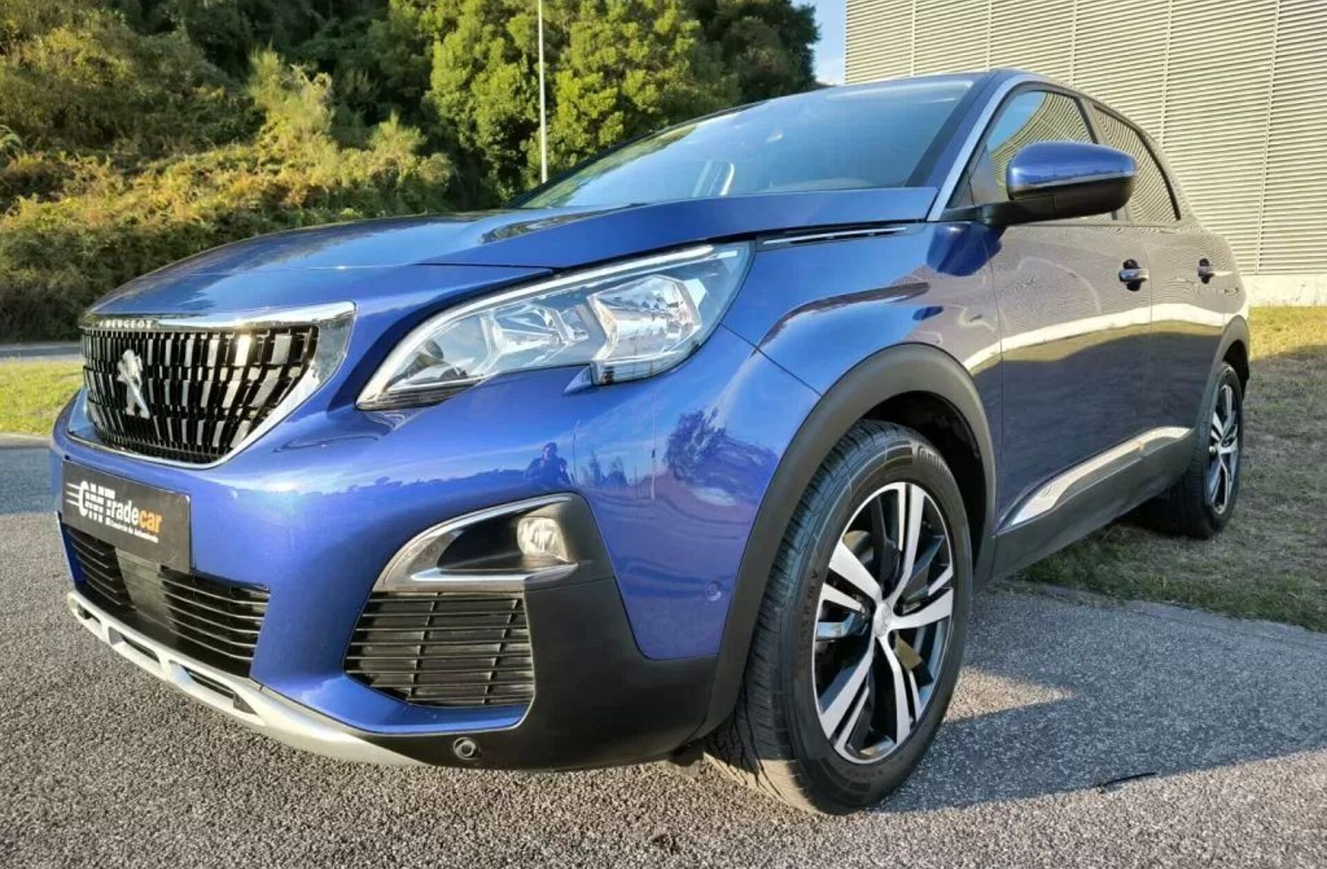 PEUGEOT 3008 1.2 PureTech Allure