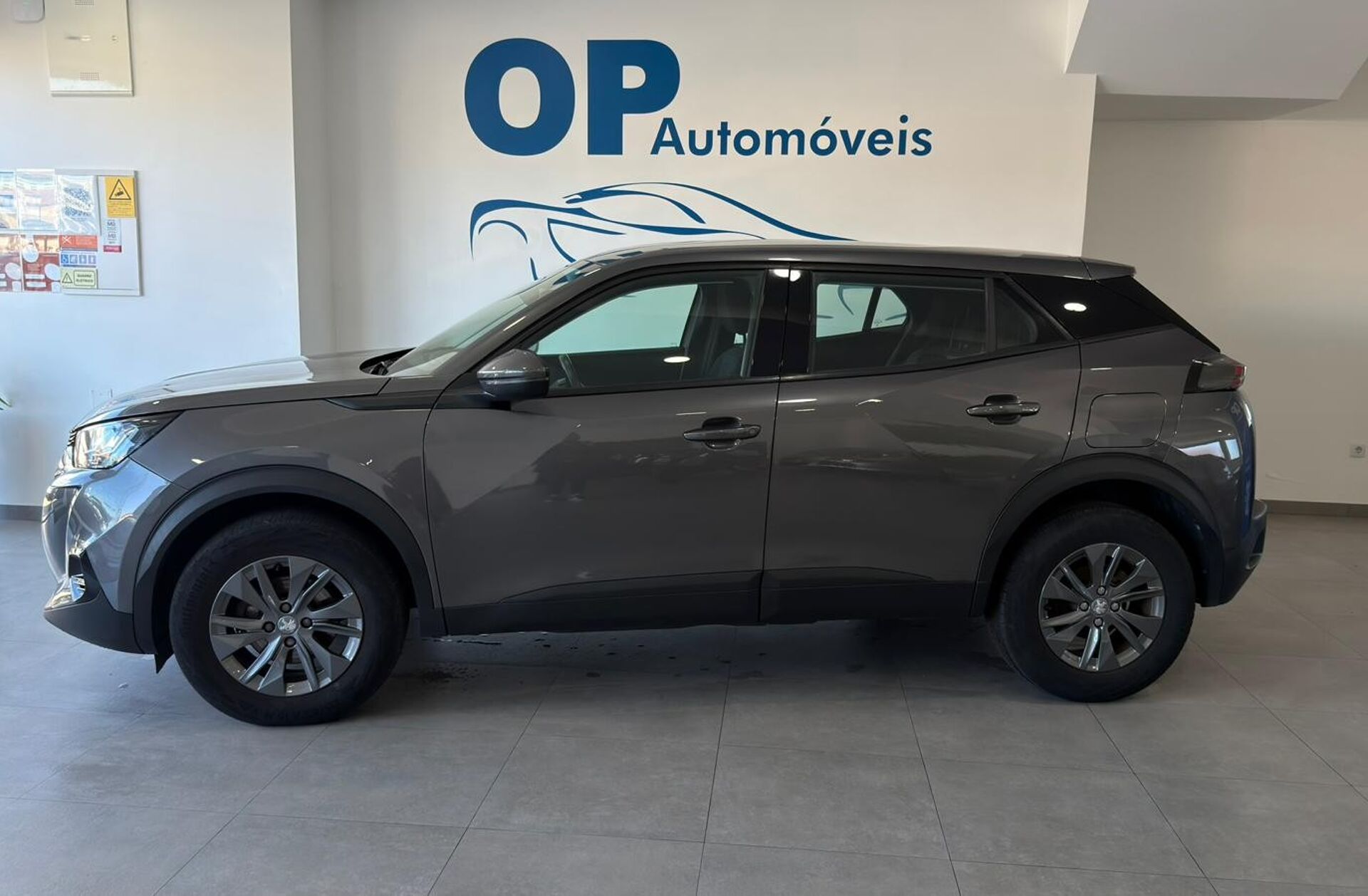 PEUGEOT 2008 1.5 BlueHDi Active Pack