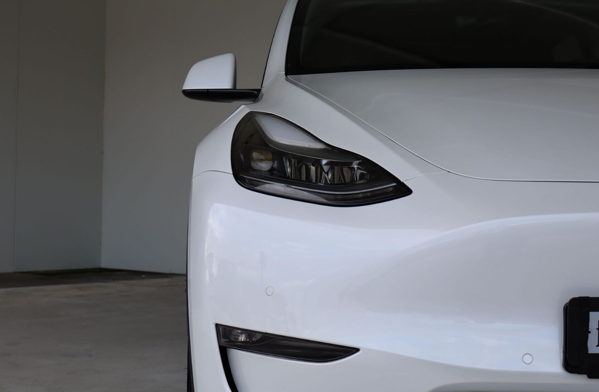 TESLA Model Y Long Range Tração Integral