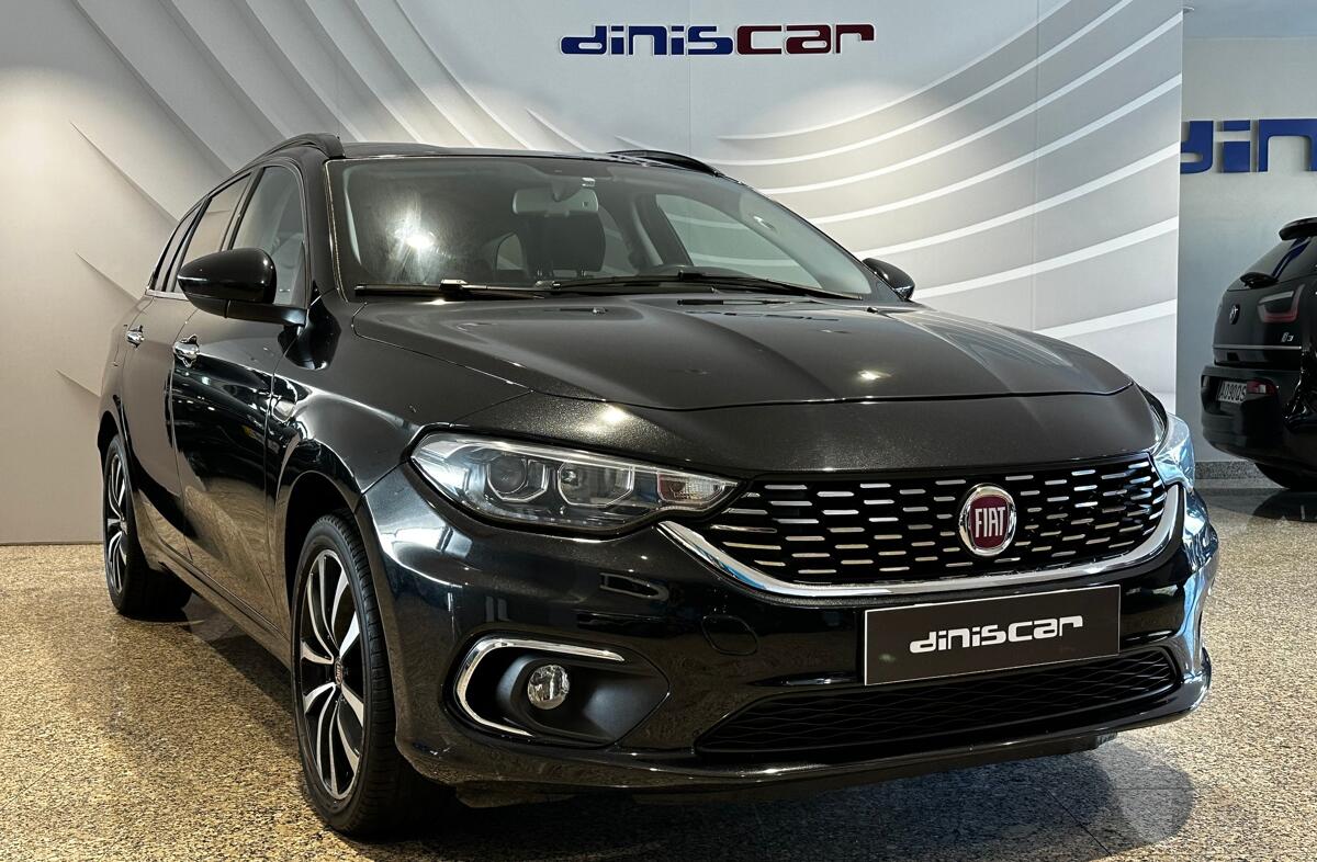 FIAT Tipo 1.6 M-Jet Lounge J17 DCT