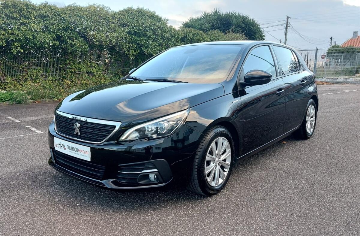 PEUGEOT 308 1.2 PureTech Style