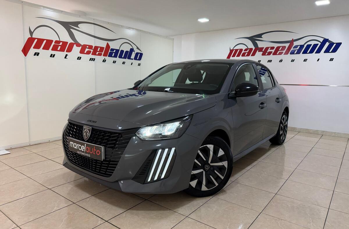PEUGEOT 208 1.2 PureTech Active
