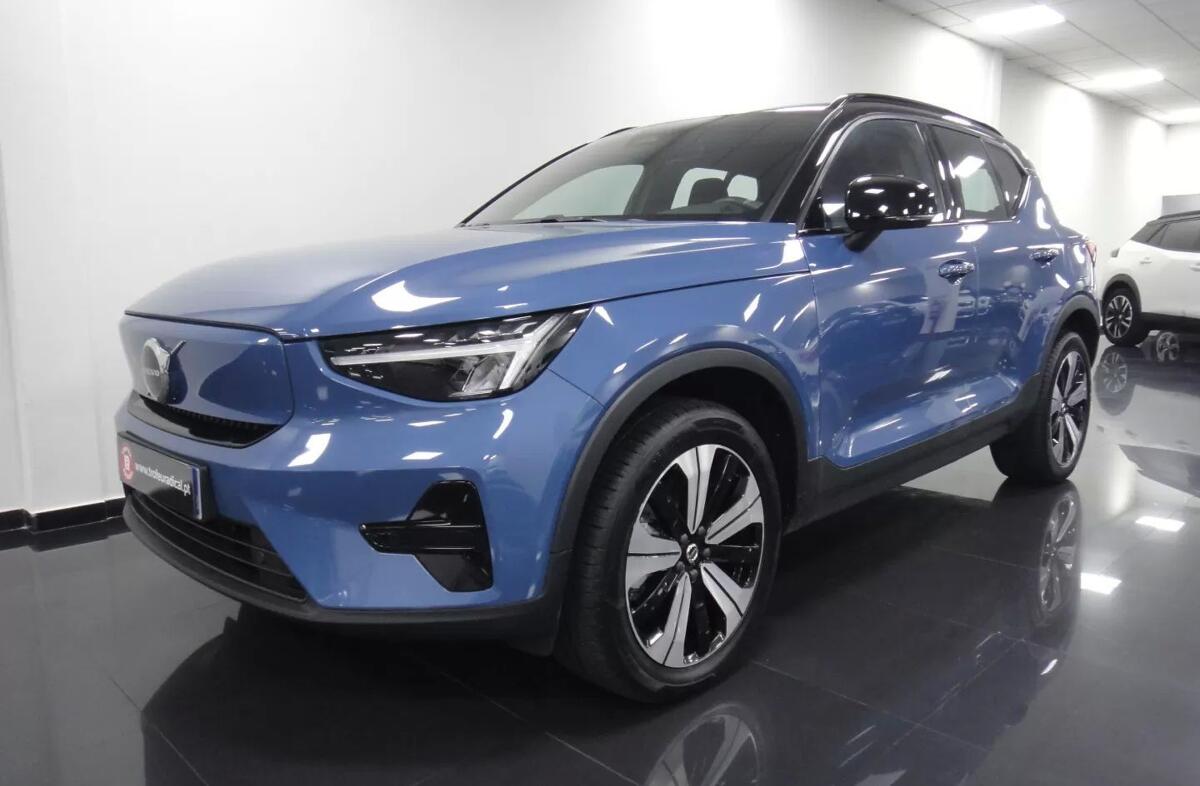 VOLVO XC40 Recharge Plus