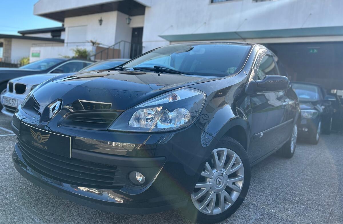 RENAULT Clio 1.5 dCi Dynamique S