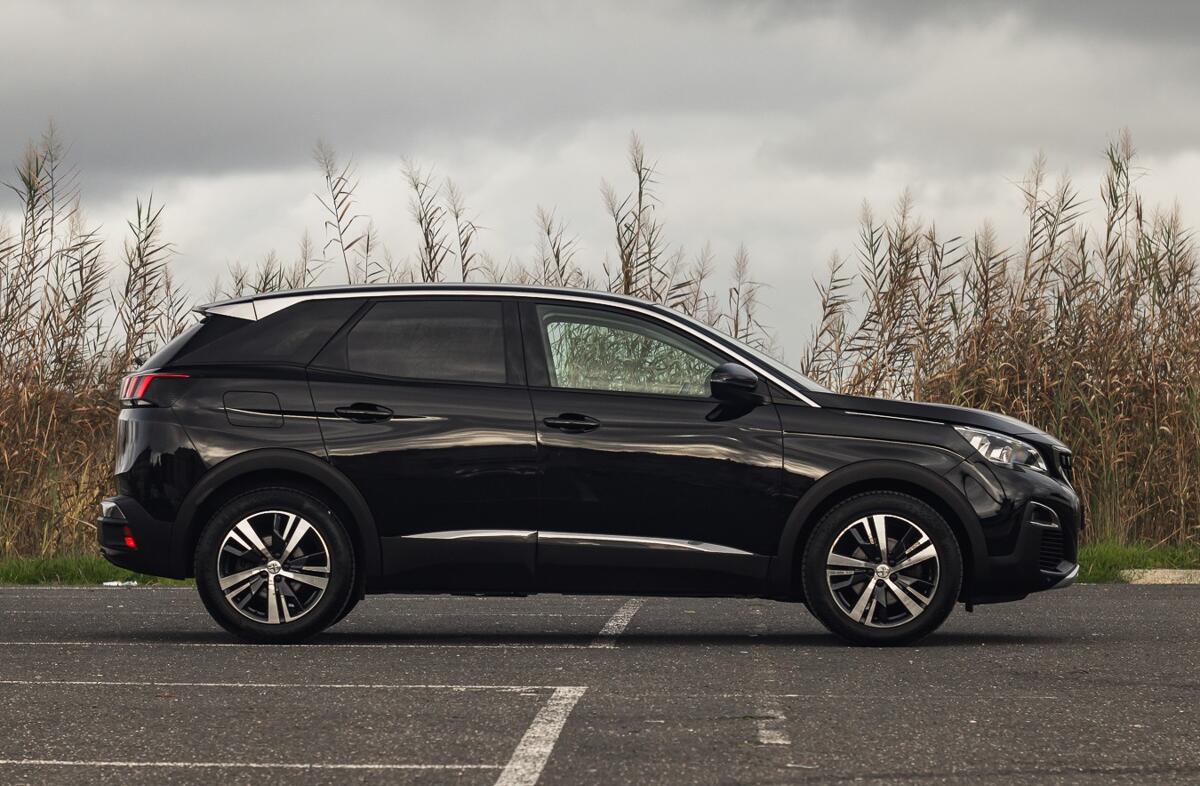 PEUGEOT 3008 1.5 BlueHDi Allure