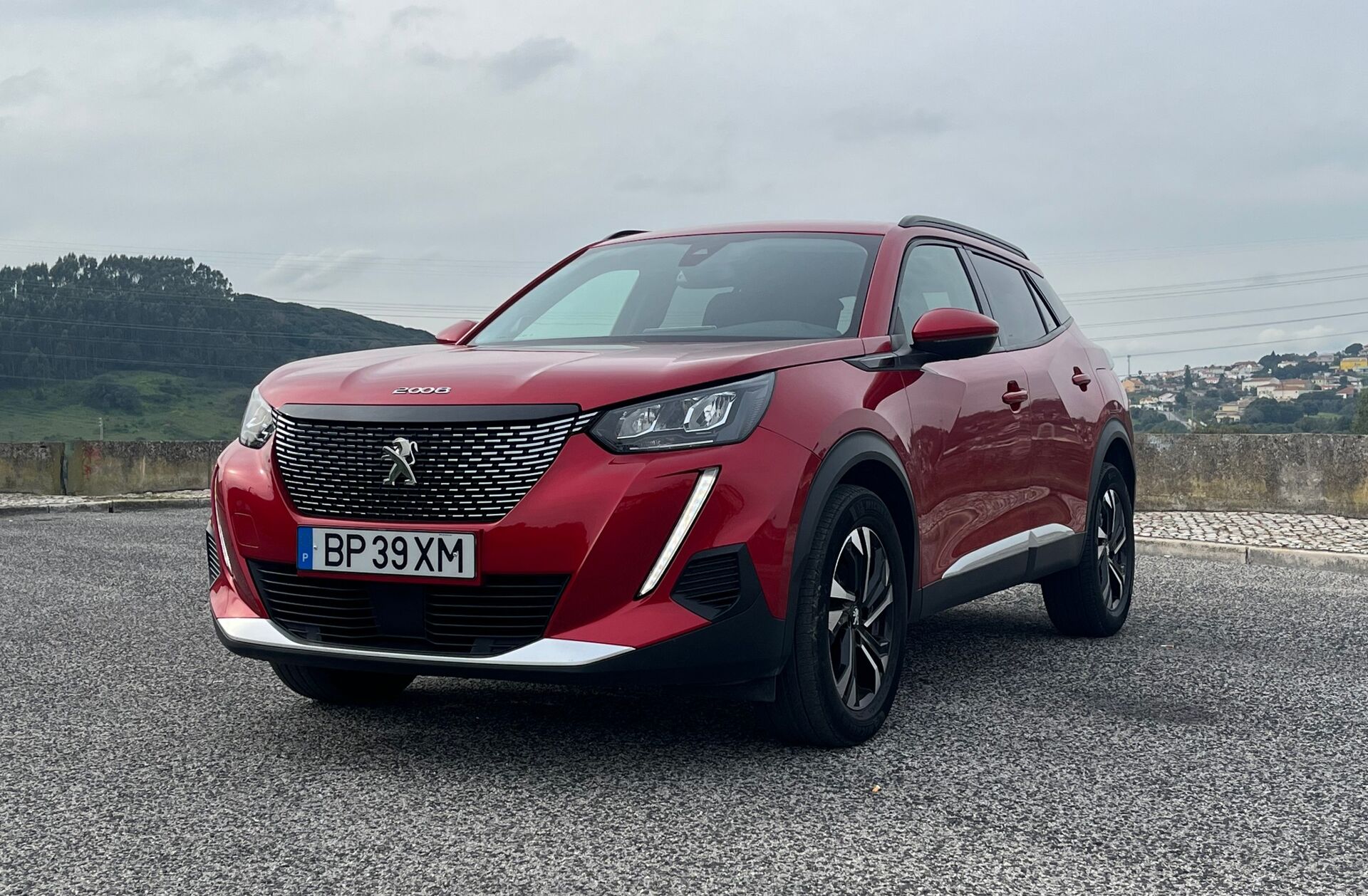 PEUGEOT 2008 1.2 PureTech Allure EAT8