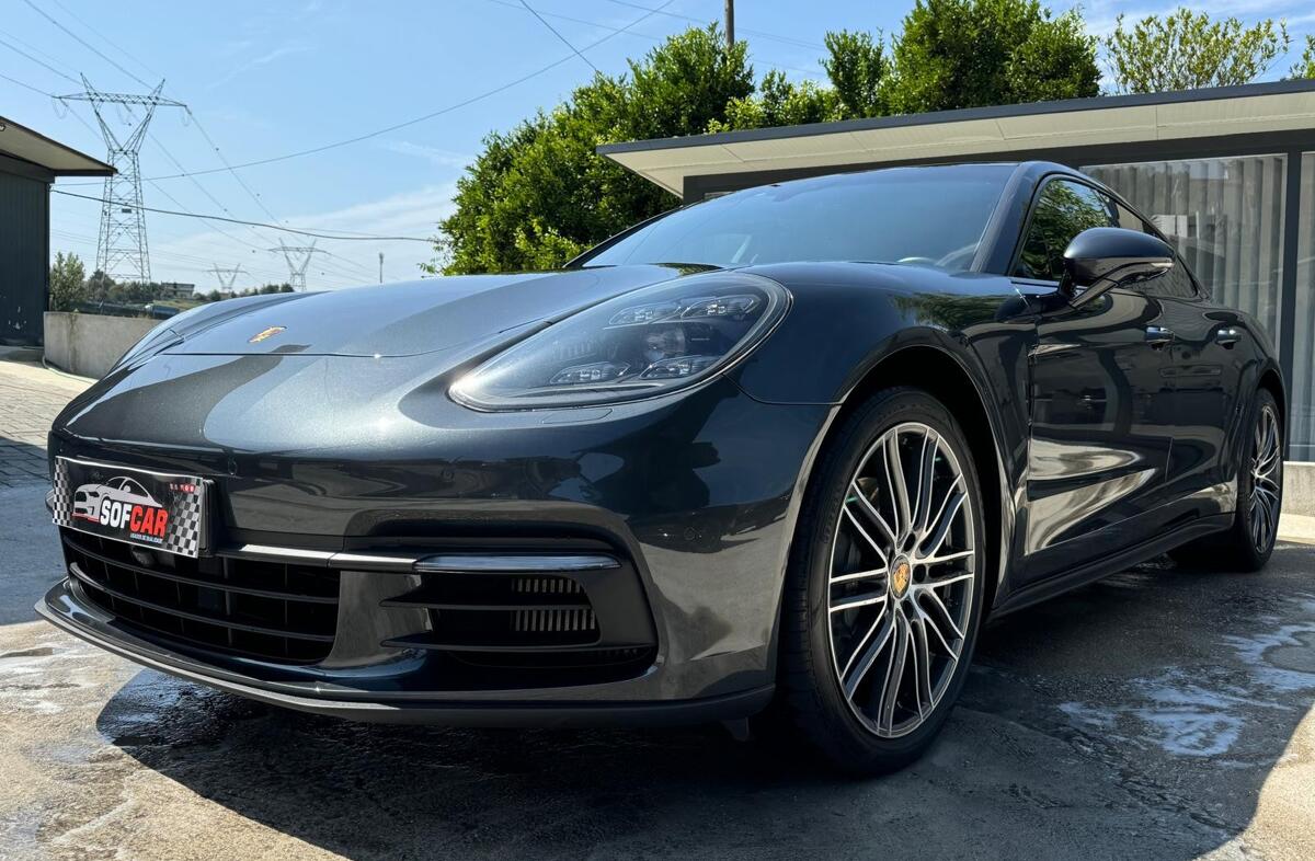 PORSCHE Panamera 4 S