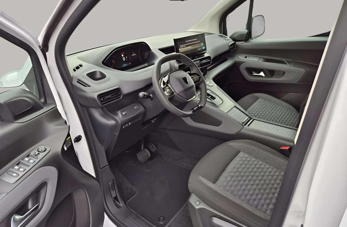 PEUGEOT Rifter e- 50 kWh Standard GT